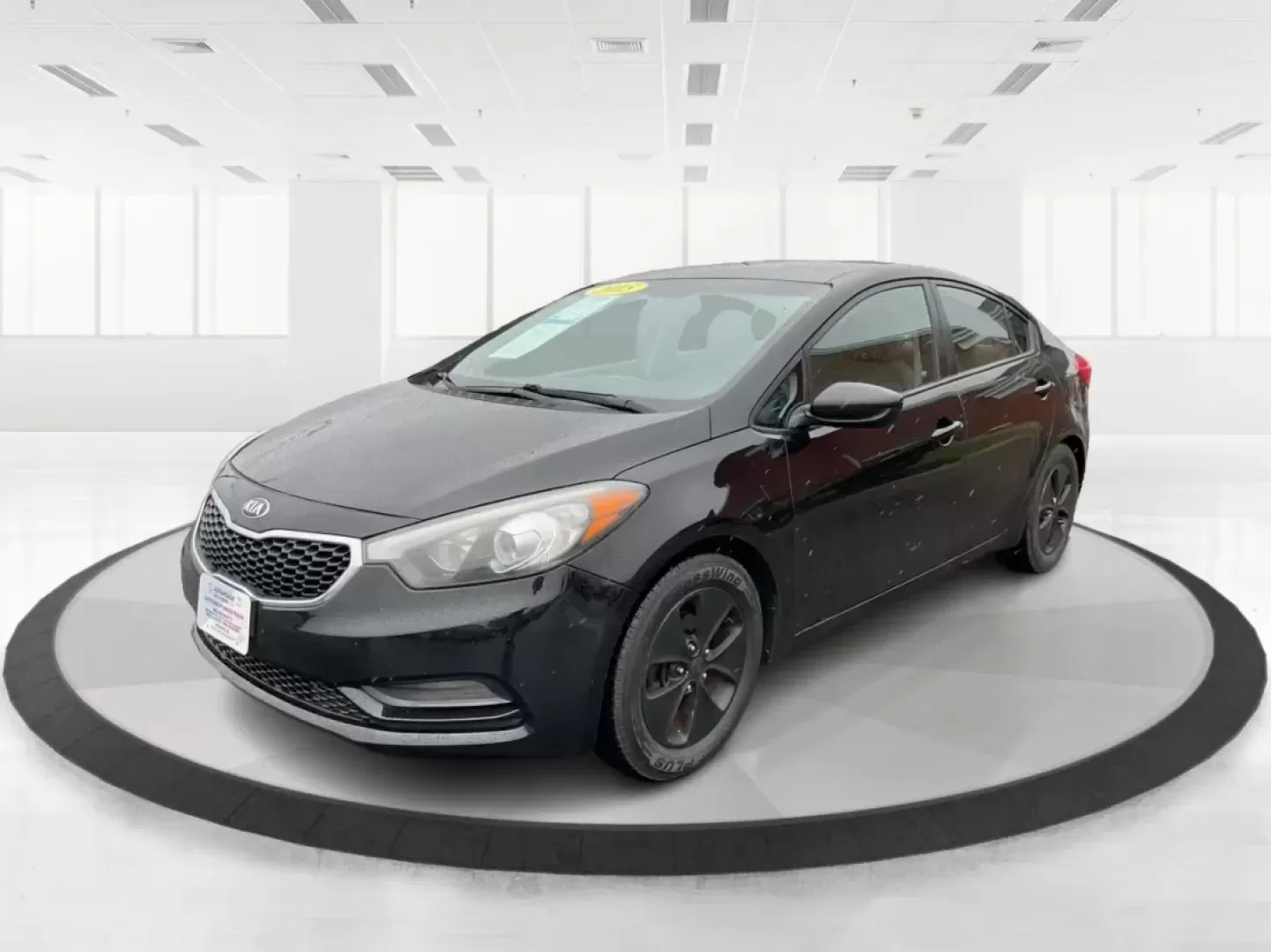 2015 Kia Forte LX (KNAFK4A67F5) with an 1.8L I-4 DOHC engine, located at 1951 S Dayton Lakeview Rd., New Carlisle, OH, 45344, (937) 908-9800, 39.890999, -84.050255 - **Find Your Perfect Commuter Companion: 2015 Kia Forte LX at Advantage Car and Credit - New Carlisle!**<br /> <br /> Are you searching for a reliable sedan that combines efficiency, comfort, and style? Look no further than this 2015 Kia Forte LX, available now at Advantage Car and Credit in New Carl - Photo#8