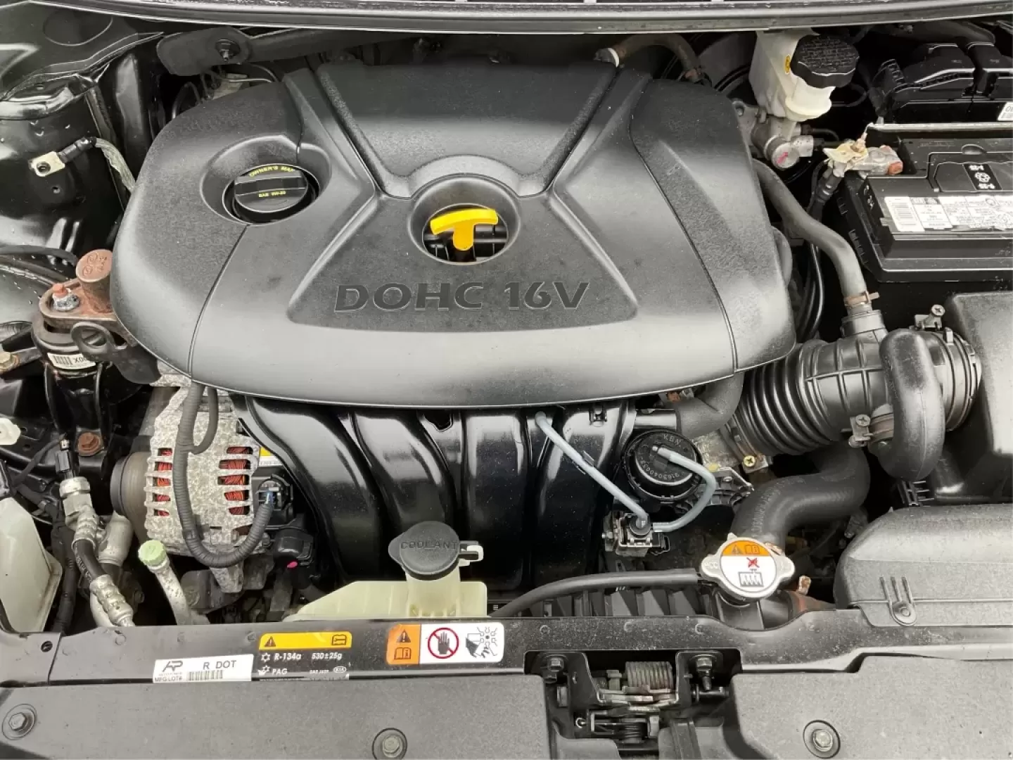 2015 Kia Forte LX (KNAFK4A67F5) with an 1.8L I-4 DOHC engine, located at 1951 S Dayton Lakeview Rd., New Carlisle, OH, 45344, (937) 908-9800, 39.890999, -84.050255 - **Find Your Perfect Commuter Companion: 2015 Kia Forte LX at Advantage Car and Credit - New Carlisle!**<br /> <br /> Are you searching for a reliable sedan that combines efficiency, comfort, and style? Look no further than this 2015 Kia Forte LX, available now at Advantage Car and Credit in New Carl - Photo#11
