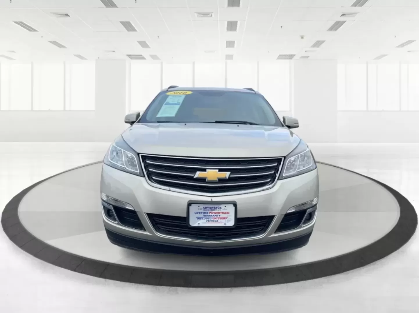 2016 Chevrolet Traverse 1LT (1GNKVGKD0GJ) with an 3.6L V-6 gasoline direct injection engine, located at 8750 N County Rd 25A, Piqua, OH, 45356, (937) 908-9800, 40.164391, -84.232513 - Are you looking for the perfect family SUV that balances space, comfort, and reliability? Look no further than this stunning 2016 Chevrolet Traverse 1LT, available now at Advantage Car and Credit in Piqua, OH. With its spacious interior and robust features, this SUV is designed for growing families, - Photo#7