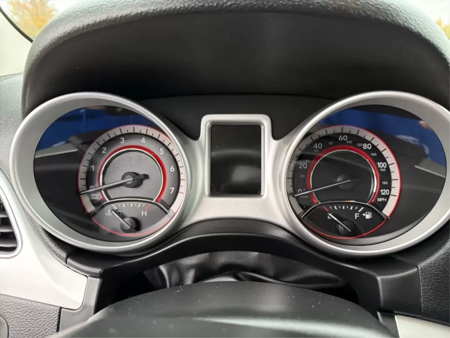 2016 Dodge Journey SE (3C4PDCAB1GT) with an Tigershark MultiAir 2.4L I-4 DOHC engine, located at 1099 N County Rd 25A , Troy, OH, 45373, (937) 908-9800, 40.057079, -84.212883 - Are you searching for the perfect vehicle to accommodate your growing family or enhance your daily commute? Look no further than this stunning 2016 Dodge Journey SE, available now at Advantage Car and Credit in Troy, OH! With its spacious interior and excellent features, this budget-friendly SUV is - Photo#15