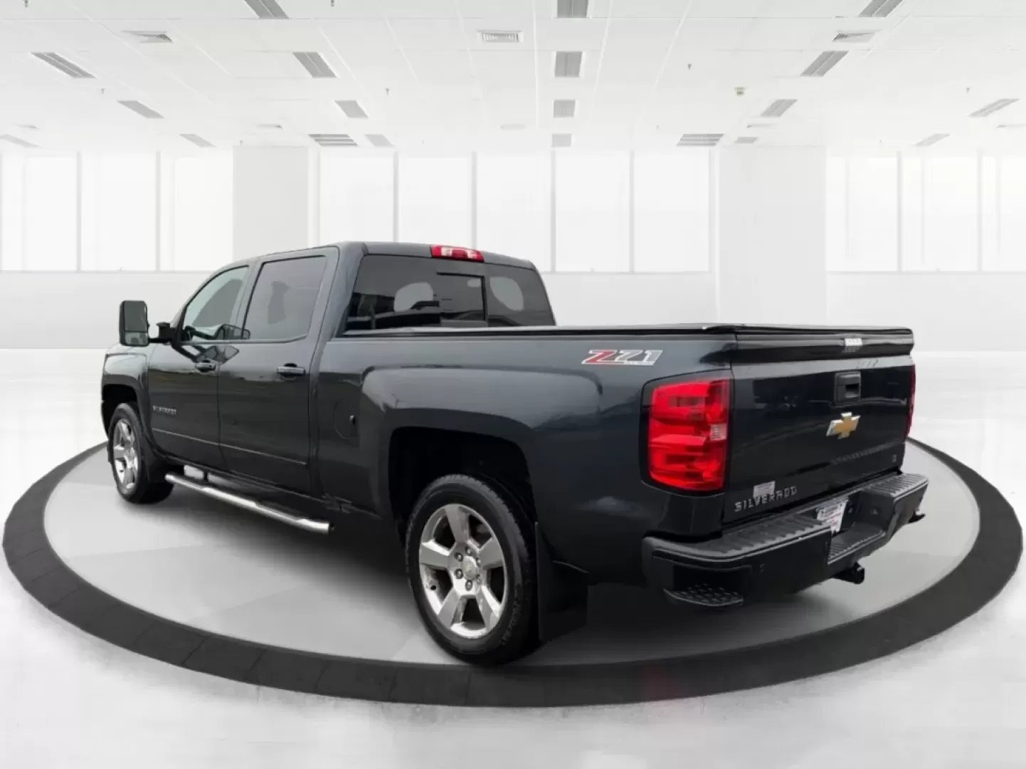 2017 Chevrolet Silverado 1500 LT Z71 (1GCUKRECXHF) with an EcoTec3 5.3L V-8 gasoline direct injection engine, located at 8750 N County Rd 25A, Piqua, OH, 45356, (937) 908-9800, 40.164391, -84.232513 - **Conquer Every Journey with the 2017 Chevrolet Silverado 1500 LT Z71!**<br /> <br /> If you're searching for a truck that can handle everything life throws at you-whether it's a weekend adventure, a daily commute, or the demands of a growing family-the 2017 Chevrolet Silverado 1500 LT Z71 is the pe - Photo#4