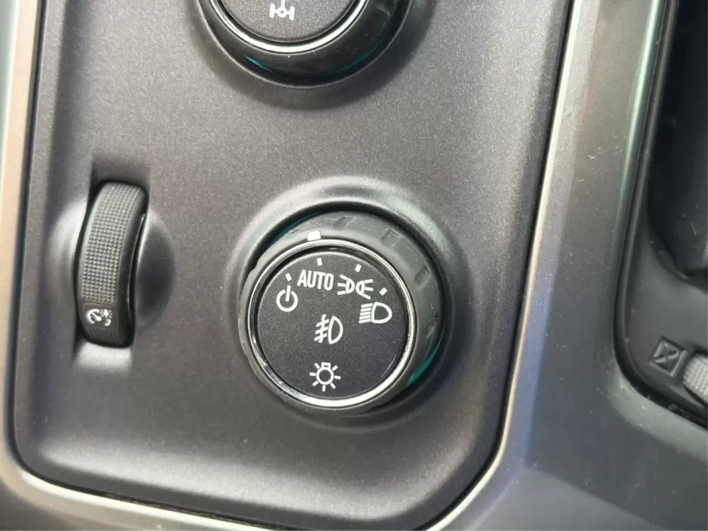 2017 Chevrolet Silverado 1500 LT Z71 (1GCUKRECXHF) with an EcoTec3 5.3L V-8 gasoline direct injection engine, located at 8750 N County Rd 25A, Piqua, OH, 45356, (937) 908-9800, 40.164391, -84.232513 - **Conquer Every Journey with the 2017 Chevrolet Silverado 1500 LT Z71!**<br /> <br /> If you're searching for a truck that can handle everything life throws at you-whether it's a weekend adventure, a daily commute, or the demands of a growing family-the 2017 Chevrolet Silverado 1500 LT Z71 is the pe - Photo#16