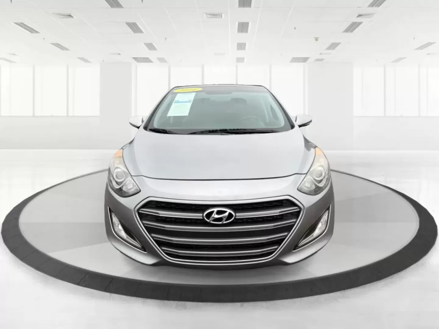 2016 Hyundai Elantra GT HB (KMHD35LH0GU) with an Other engine, located at 401 Woodman Dr, Riverside, OH, 45431, (937) 908-9800, 39.760899, -84.123421 - **Discover Your Next Adventure with the 2016 Hyundai Elantra GT at Advantage Car and Credit Riverside!** <br /> <br /> Are you ready to elevate your daily commute or family road trips with a stylish and reliable vehicle? The 2016 Hyundai Elantra GT is the perfect blend of comfort, efficiency, and p - Photo#7