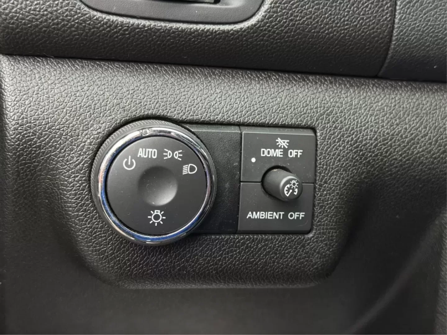 2015 Buick Enclave Premium (5GAKVCKD6FJ) with an 3.6L V-6 gasoline direct injection engine, located at 1951 S Dayton Lakeview Rd., New Carlisle, OH, 45344, (937) 908-9800, 39.890999, -84.050255 - **Elevate Your Family Adventures with the 2015 Buick Enclave Premium at Advantage Car and Credit!**<br /> <br /> Are you ready to take your family on unforgettable journeys while ensuring comfort, safety, and style? Look no further than this stunning 2015 Buick Enclave Premium, available right now a - Photo#17