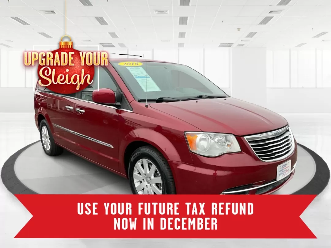 photo of 2016 Chrysler Town  and  Country Touring