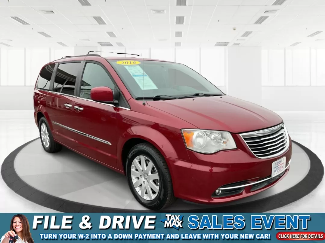 2016 Chrysler Town  and  Country Touring