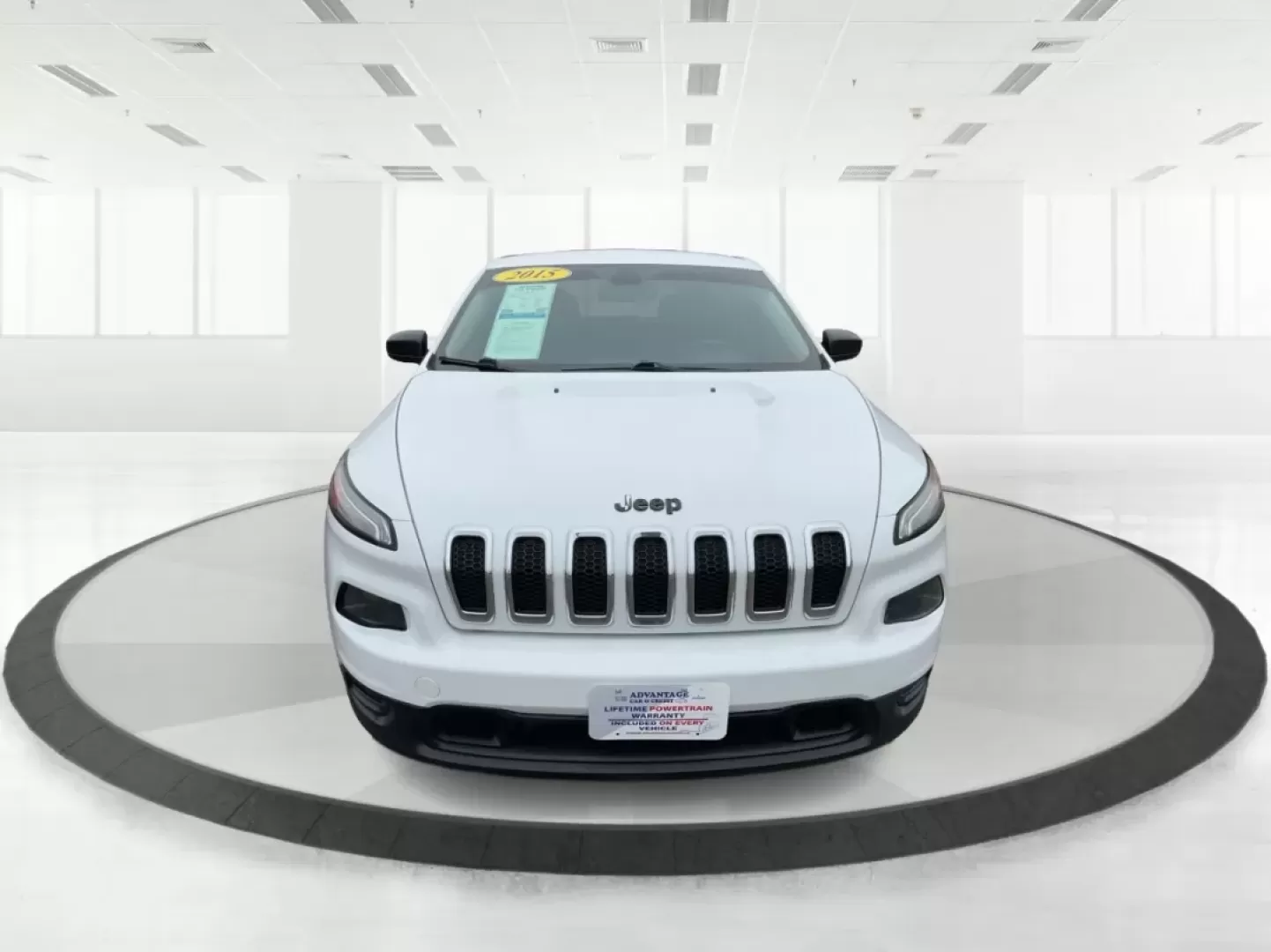 2015 Jeep Cherokee Sport (1C4PJLAB0FW) with an Other engine, located at 1184 Kauffman Ave, Fairborn, OH, 45324, (937) 908-9800, 39.807072, -84.030914 - ### Adventure Awaits with this 2015 Jeep Cherokee Sport!<br /> <br /> Are you ready for your next family road trip, weekend adventure, or daily commute? This 2015 Jeep Cherokee Sport is the perfect companion, combining style, comfort, and versatility for all your lifestyle needs. With its rugged cap - Photo#7