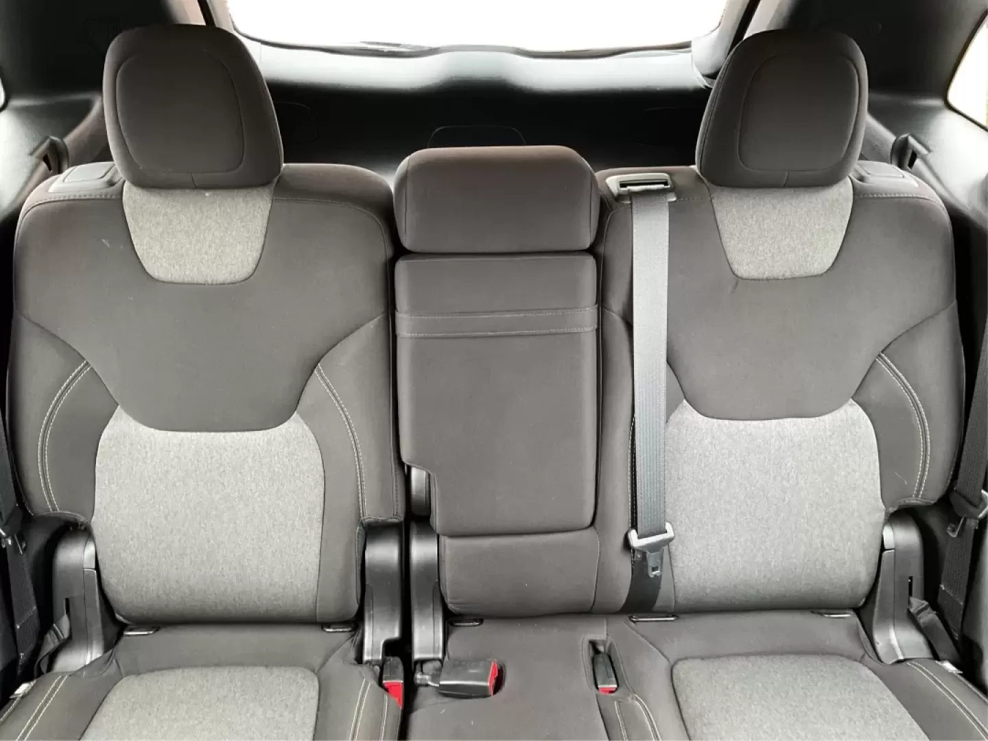 2015 Jeep Cherokee Sport (1C4PJLAB0FW) with an Other engine, located at 1184 Kauffman Ave, Fairborn, OH, 45324, (937) 908-9800, 39.807072, -84.030914 - ### Adventure Awaits with this 2015 Jeep Cherokee Sport!<br /> <br /> Are you ready for your next family road trip, weekend adventure, or daily commute? This 2015 Jeep Cherokee Sport is the perfect companion, combining style, comfort, and versatility for all your lifestyle needs. With its rugged cap - Photo#14