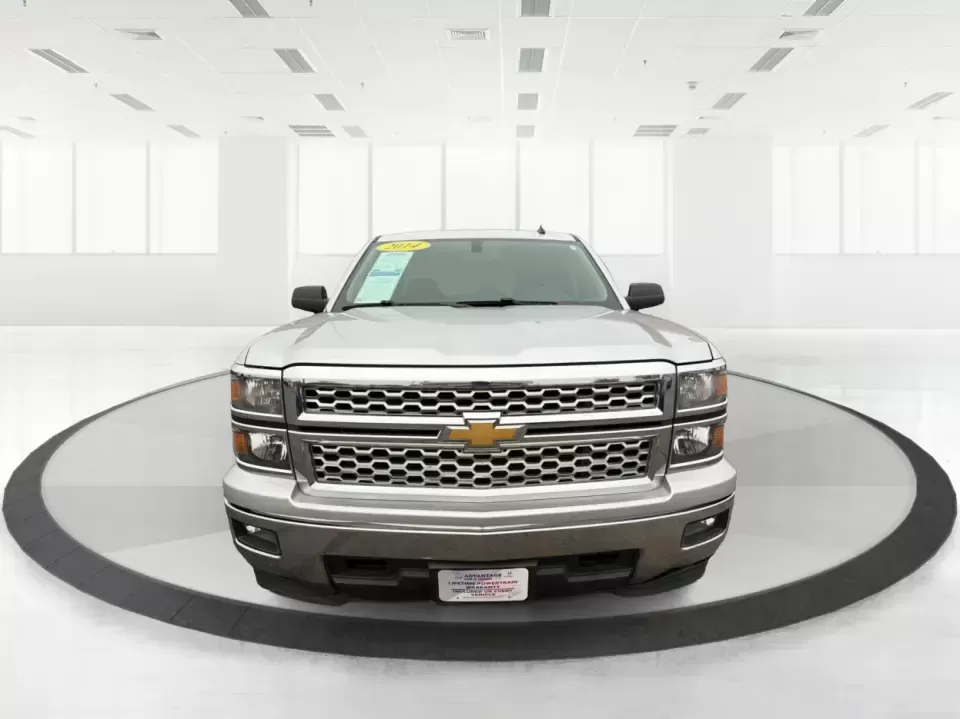 2014 Chevrolet Silverado 1500 1LT (3GCUKREC1EG) with an 5.3L V8 OHV 16V engine, 6-Speed Automatic transmission, located at 8750 N County Rd 25A, Piqua, OH, 45356, (937) 908-9800, 40.164391, -84.232513 - **Elevate Your Lifestyle with the 2014 Chevrolet Silverado 1500** <br /> <br /> Unleash the power of adventure with the 2014 Chevrolet Silverado 1500, the perfect companion for weekend road trips, family outings, or tackling tough jobs around Troy, OH. This rugged yet refined truck blends capabilit - Photo#7