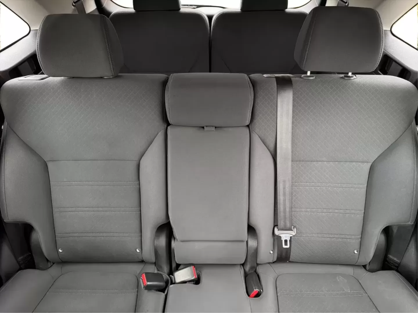 2016 Kia Sorento 2.4L LX (5XYPGDA36GG) with an 2.4L I-4 gasoline direct injection engine, located at 1951 S Dayton Lakeview Rd., New Carlisle, OH, 45344, (937) 908-9800, 39.890999, -84.050255 - **Experience Adventure with the 2016 Kia Sorento Your Perfect Family SUV!**<br /> <br /> Are you ready to elevate your family's adventures with a vehicle that's as versatile as your lifestyle? Look no further than the 2016 Kia Sorento, available now at Advantage Car and Credit in New Carlisle, OH. - Photo#14