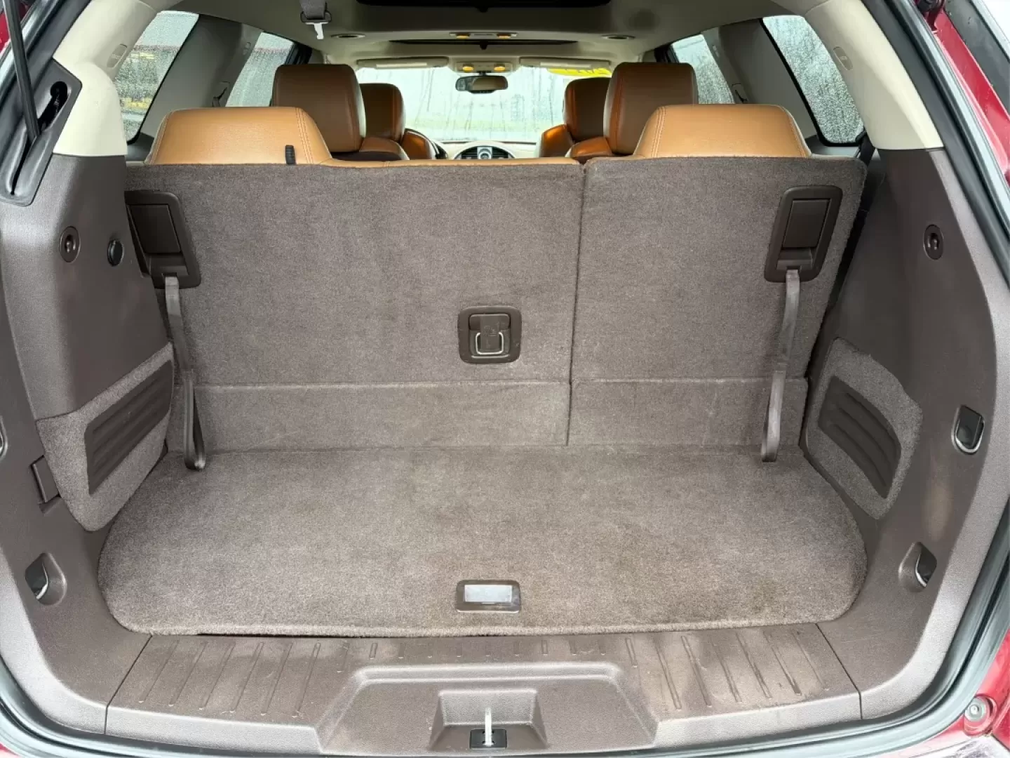 2017 Buick Enclave Leather (5GAKVBKD7HJ) with an 3.6L V-6 gasoline direct injection engine, located at 1099 N County Rd 25A , Troy, OH, 45373, (937) 908-9800, 40.057079, -84.212883 - **Discover Adventure with the 2017 Buick Enclave Perfect for Your Growing Family!**<br /> <br /> Are you a family on the go, looking for a reliable vehicle that can seamlessly handle your busy lifestyle? Look no further than the stunning 2017 Buick Enclave, now available at Advantage Car and Credit - Photo#12