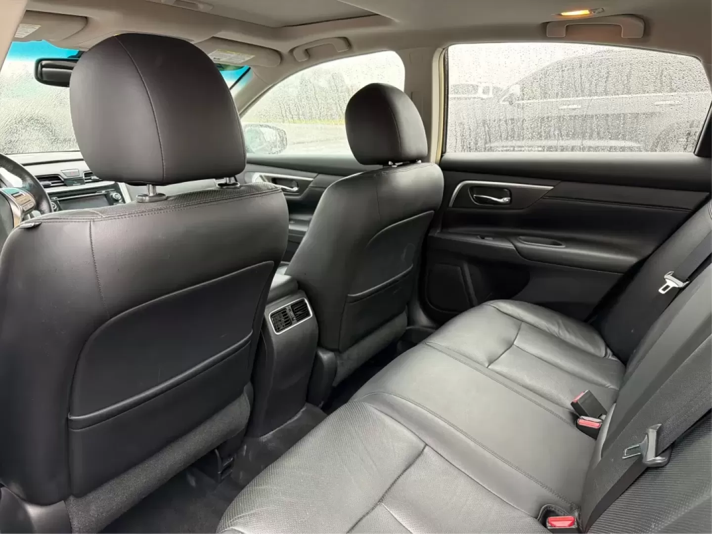 2013 Nissan Altima 3.5 SL (1N4BL3AP9DC) with an VQ 3.5L V-6 DOHC engine, located at 401 Woodman Dr, Riverside, OH, 45431, (937) 908-9800, 39.760899, -84.123421 - **Discover the 2013 Nissan Altima 3.5 SL - Your Perfect Family Sedan Awaits!**<br /> <br /> Are you in search of a reliable and stylish sedan that fits seamlessly into your daily life? The 2013 Nissan Altima 3.5 SL is here to cater to your needs, whether you're navigating the school run, commuting t - Photo#10