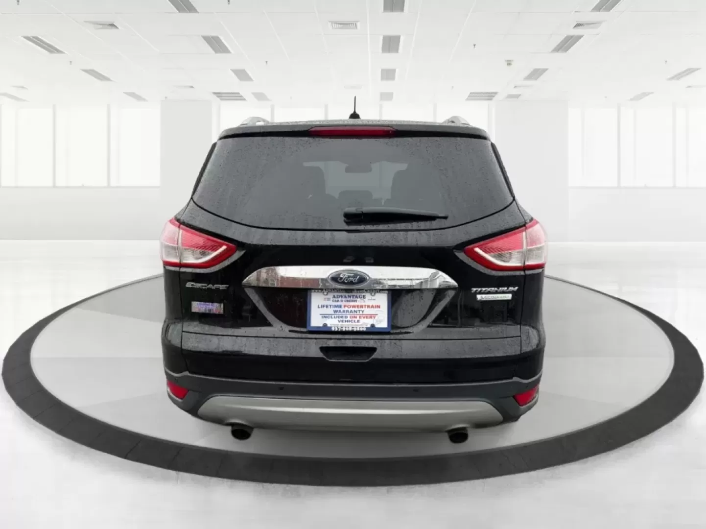 2016 Ford Escape Titanium (1FMCU0J94GU) with an Other engine, located at 1951 S Dayton Lakeview Rd., New Carlisle, OH, 45344, (937) 908-9800, 39.890999, -84.050255 - **Explore New Adventures with the 2016 Ford Escape Titanium Perfect for Families and Commuters Alike!**<br /> <br /> Are you ready to elevate your driving experience? The 2016 Ford Escape Titanium is the ideal companion for both bustling family life and daily commutes, bringing together style, comf - Photo#3