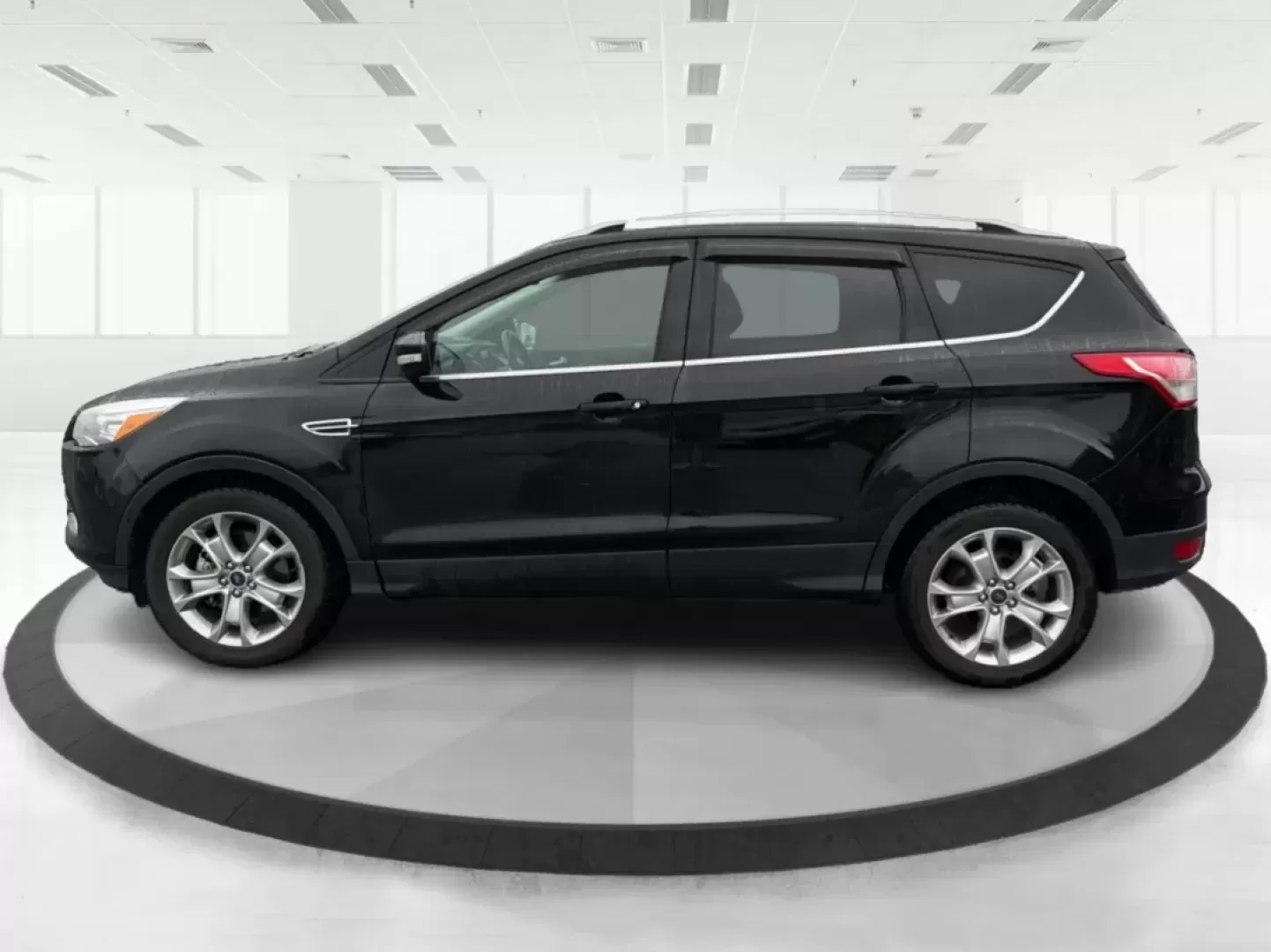 2016 Ford Escape Titanium (1FMCU0J94GU) with an Other engine, located at 1951 S Dayton Lakeview Rd., New Carlisle, OH, 45344, (937) 908-9800, 39.890999, -84.050255 - **Explore New Adventures with the 2016 Ford Escape Titanium Perfect for Families and Commuters Alike!**<br /> <br /> Are you ready to elevate your driving experience? The 2016 Ford Escape Titanium is the ideal companion for both bustling family life and daily commutes, bringing together style, comf - Photo#5