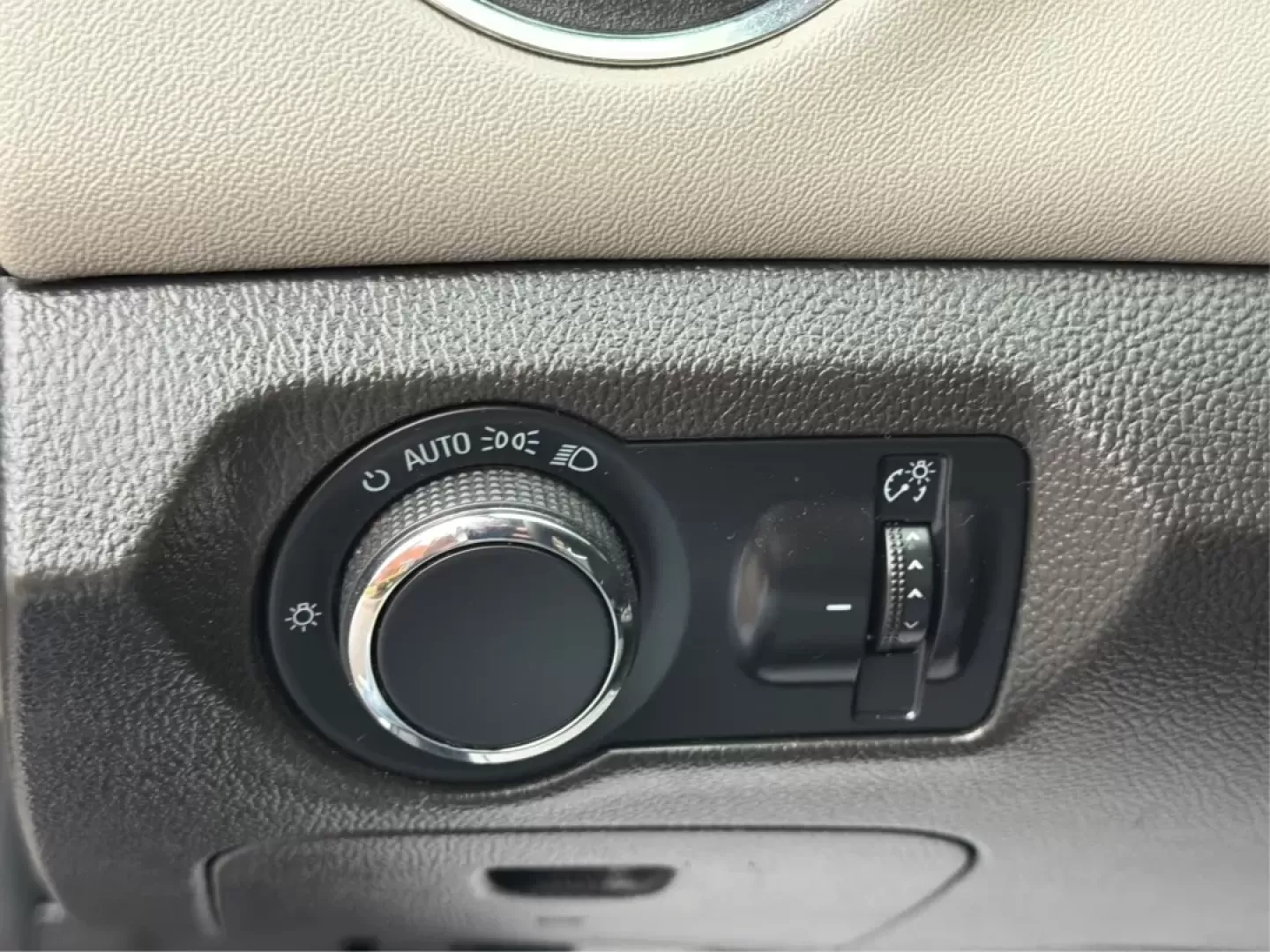 2015 Chevrolet Cruze LS Auto (1G1PA5SG5F7) with an ECOTEC 1.8L I-4 DOHC engine, located at 1230 East Main St, Xenia, OH, 45385, (937) 908-9800, 39.688026, -83.910172 - **Discover Your Ideal Commute Companion: 2015 Chevrolet Cruze LS Auto**<br /> <br /> Are you in the market for a reliable vehicle that won't break the bank? Look no further! The 2015 Chevrolet Cruze LS Auto is the perfect solution for budget-conscious buyers and growing families alike. With its blen - Photo#17