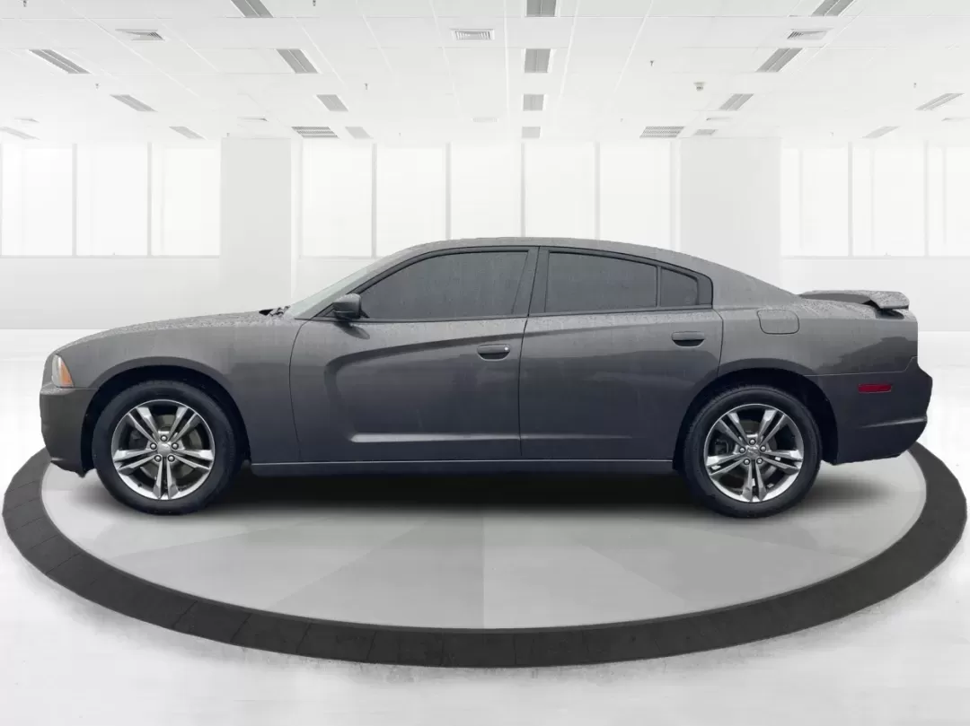2014 Dodge Charger SXT (2C3CDXJG6EH) with an 3.6L V-6 DOHC engine, located at 1099 N County Rd 25A , Troy, OH, 45373, (937) 908-9800, 40.057079, -84.212883 - **Unleash Your Inner Adventurer with this 2014 Dodge Charger SXT!**<br /> <br /> Are you ready to transform your daily commute into an exhilarating experience? Look no further than this 2014 Dodge Charger SXT, available now at Advantage Car and Credit Piqua! Perfect for those who crave a blend of s - Photo#5