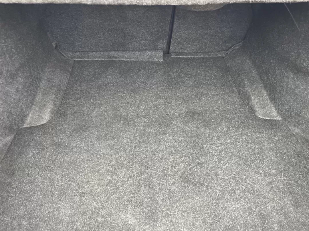 2014 Dodge Charger SXT (2C3CDXJG6EH) with an 3.6L V-6 DOHC engine, located at 1099 N County Rd 25A , Troy, OH, 45373, (937) 908-9800, 40.057079, -84.212883 - **Unleash Your Inner Adventurer with this 2014 Dodge Charger SXT!**<br /> <br /> Are you ready to transform your daily commute into an exhilarating experience? Look no further than this 2014 Dodge Charger SXT, available now at Advantage Car and Credit Piqua! Perfect for those who crave a blend of s - Photo#12