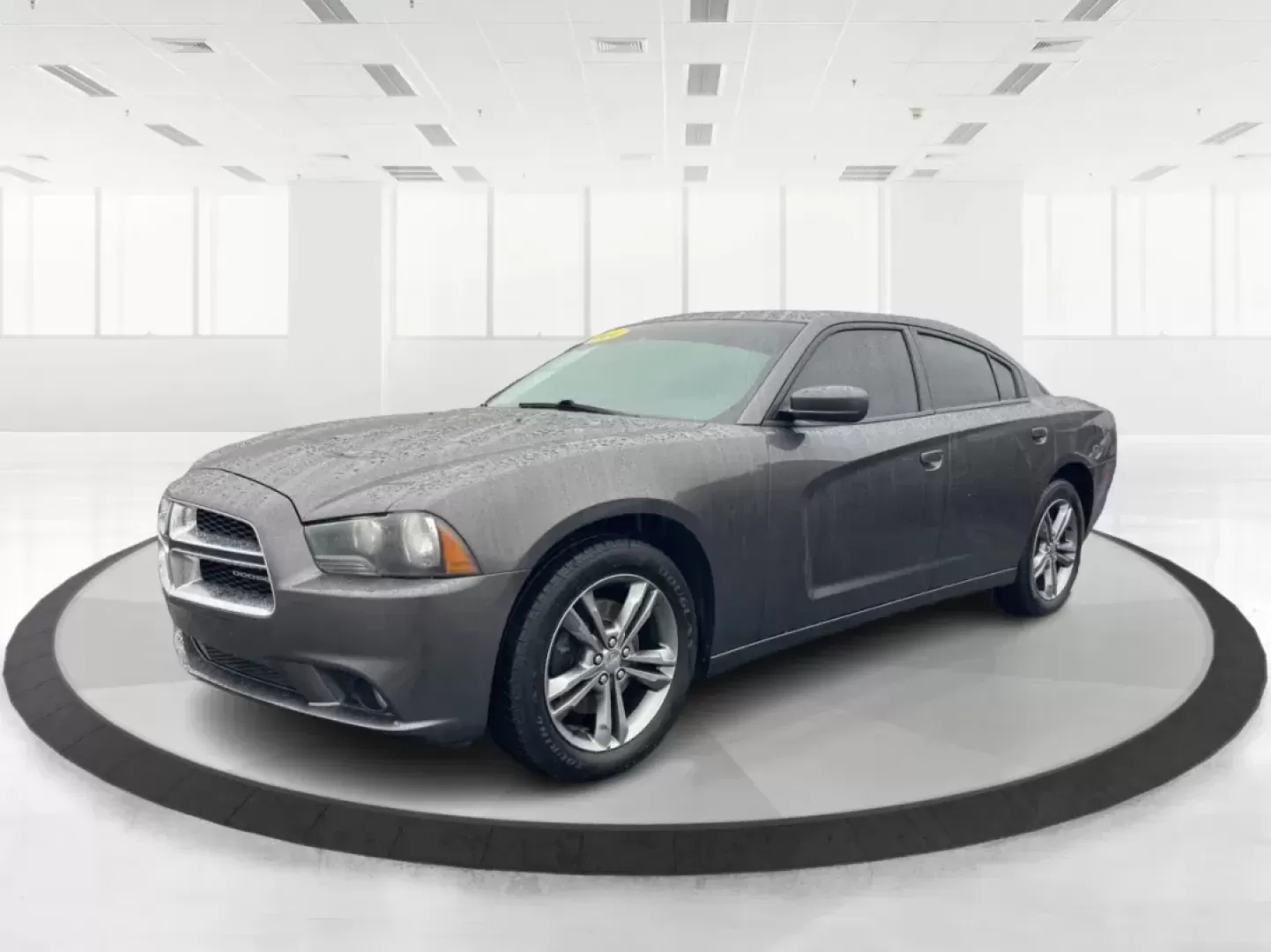 2014 Dodge Charger SXT (2C3CDXJG6EH) with an 3.6L V-6 DOHC engine, 8-Speed Automatic transmission, located at 4508 South Dixie Dr, Moraine, OH, 45439, (937) 908-9800, 39.689976, -84.218452 - **Unleash Your Inner Adventurer with this 2014 Dodge Charger SXT!**<br /> <br /> Are you ready to transform your daily commute into an exhilarating experience? Look no further than this 2014 Dodge Charger SXT, available now at Advantage Car and Credit Piqua! Perfect for those who crave a blend of s - Photo#8