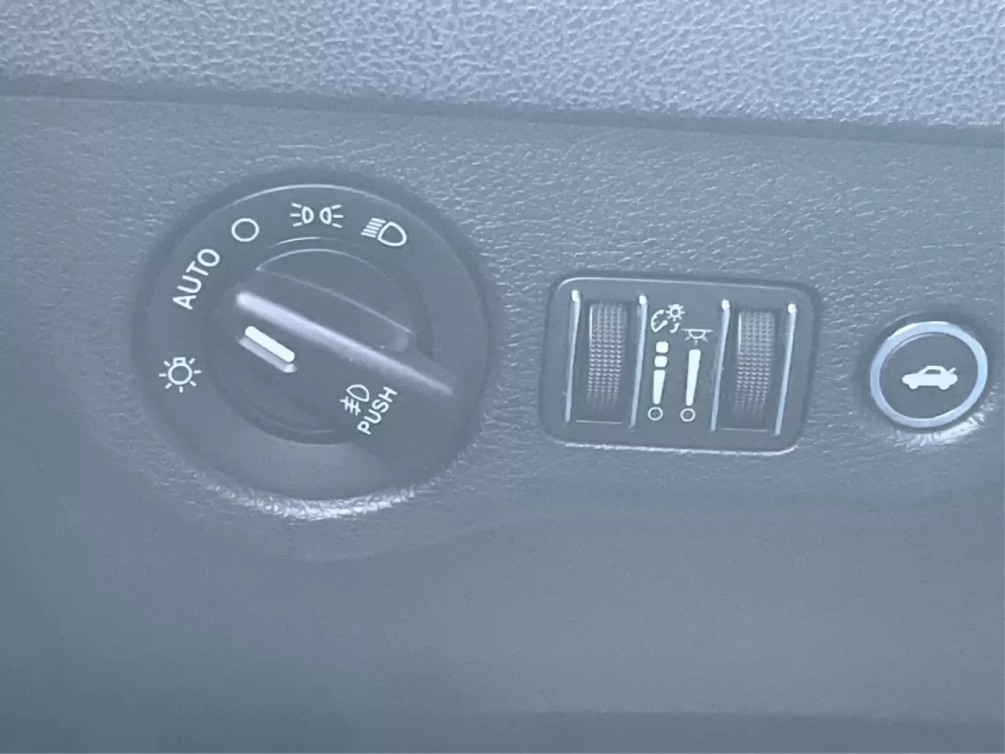 2014 Dodge Charger SXT (2C3CDXJG6EH) with an 3.6L V-6 DOHC engine, 8-Speed Automatic transmission, located at 4508 South Dixie Dr, Moraine, OH, 45439, (937) 908-9800, 39.689976, -84.218452 - **Unleash Your Inner Adventurer with this 2014 Dodge Charger SXT!**<br /> <br /> Are you ready to transform your daily commute into an exhilarating experience? Look no further than this 2014 Dodge Charger SXT, available now at Advantage Car and Credit Piqua! Perfect for those who crave a blend of s - Photo#17