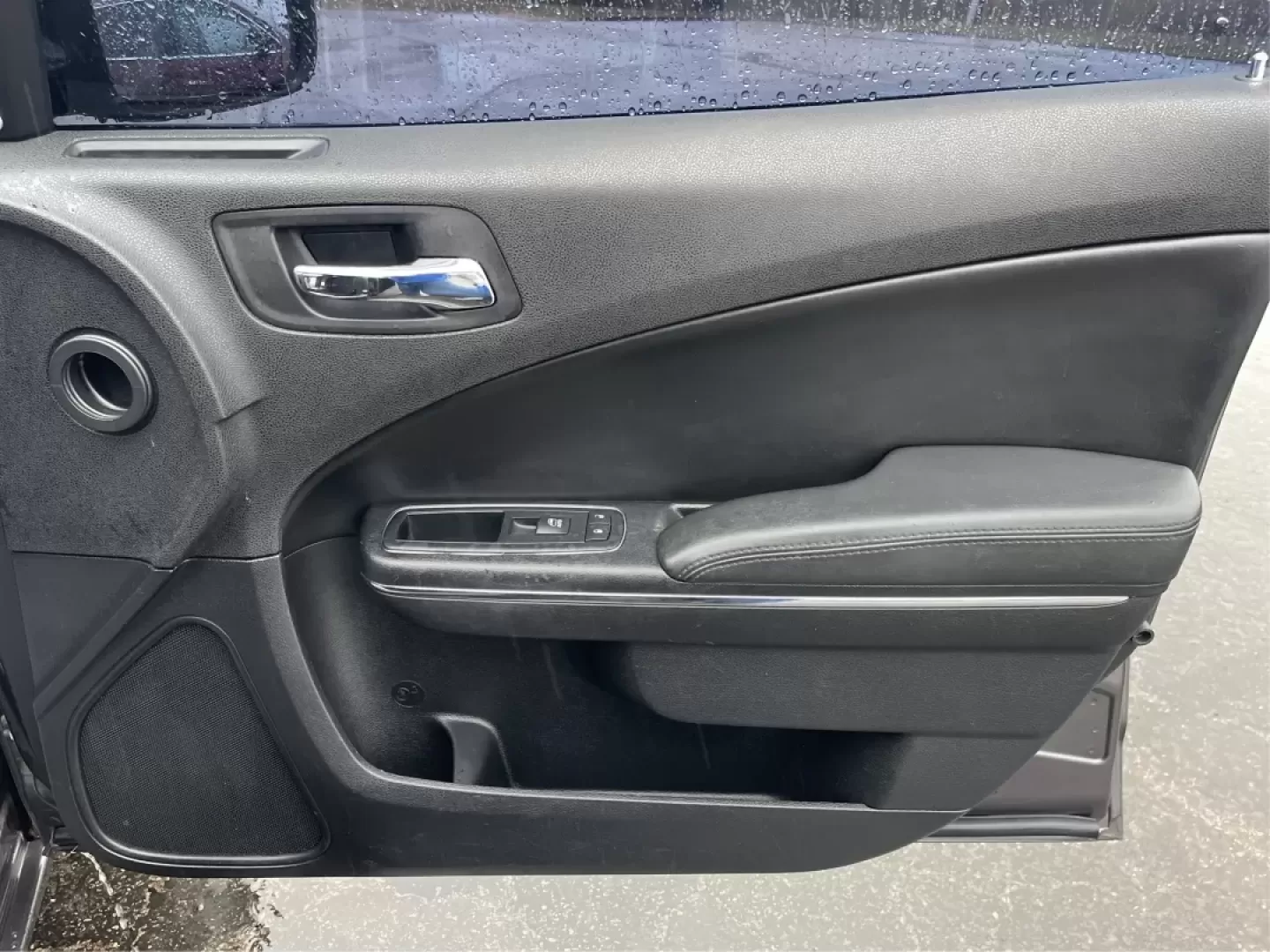 2014 Dodge Charger SXT (2C3CDXJG6EH) with an 3.6L V-6 DOHC engine, 8-Speed Automatic transmission, located at 4508 South Dixie Dr, Moraine, OH, 45439, (937) 908-9800, 39.689976, -84.218452 - **Unleash Your Inner Adventurer with this 2014 Dodge Charger SXT!**<br /> <br /> Are you ready to transform your daily commute into an exhilarating experience? Look no further than this 2014 Dodge Charger SXT, available now at Advantage Car and Credit Piqua! Perfect for those who crave a blend of s - Photo#20