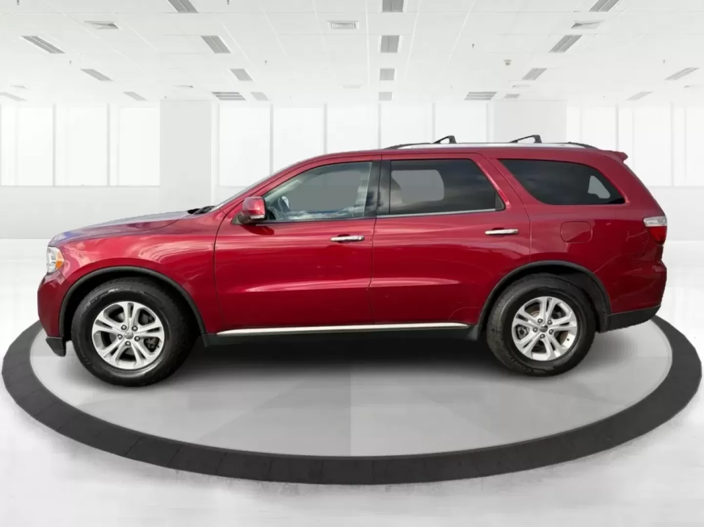 2013 Dodge Durango Crew (1C4RDJDG4DC) with an Other engine, located at 8750 N County Rd 25A, Piqua, OH, 45356, (937) 908-9800, 40.164391, -84.232513 - Are you ready to elevate your family adventures or tackle your daily commute with unparalleled ease? Look no further than this stunning 2013 Dodge Durango Crew, now available at Advantage Car and Credit in New Carlisle, OH. Perfect for growing families and those who love weekend getaways, this SUV n - Photo#5