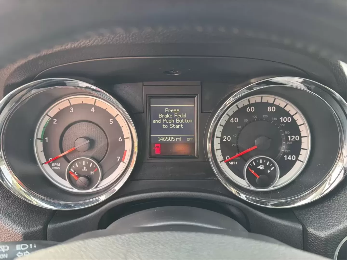 2013 Dodge Durango Crew (1C4RDJDG4DC) with an Other engine, located at 8750 N County Rd 25A, Piqua, OH, 45356, (937) 908-9800, 40.164391, -84.232513 - Are you ready to elevate your family adventures or tackle your daily commute with unparalleled ease? Look no further than this stunning 2013 Dodge Durango Crew, now available at Advantage Car and Credit in New Carlisle, OH. Perfect for growing families and those who love weekend getaways, this SUV n - Photo#15