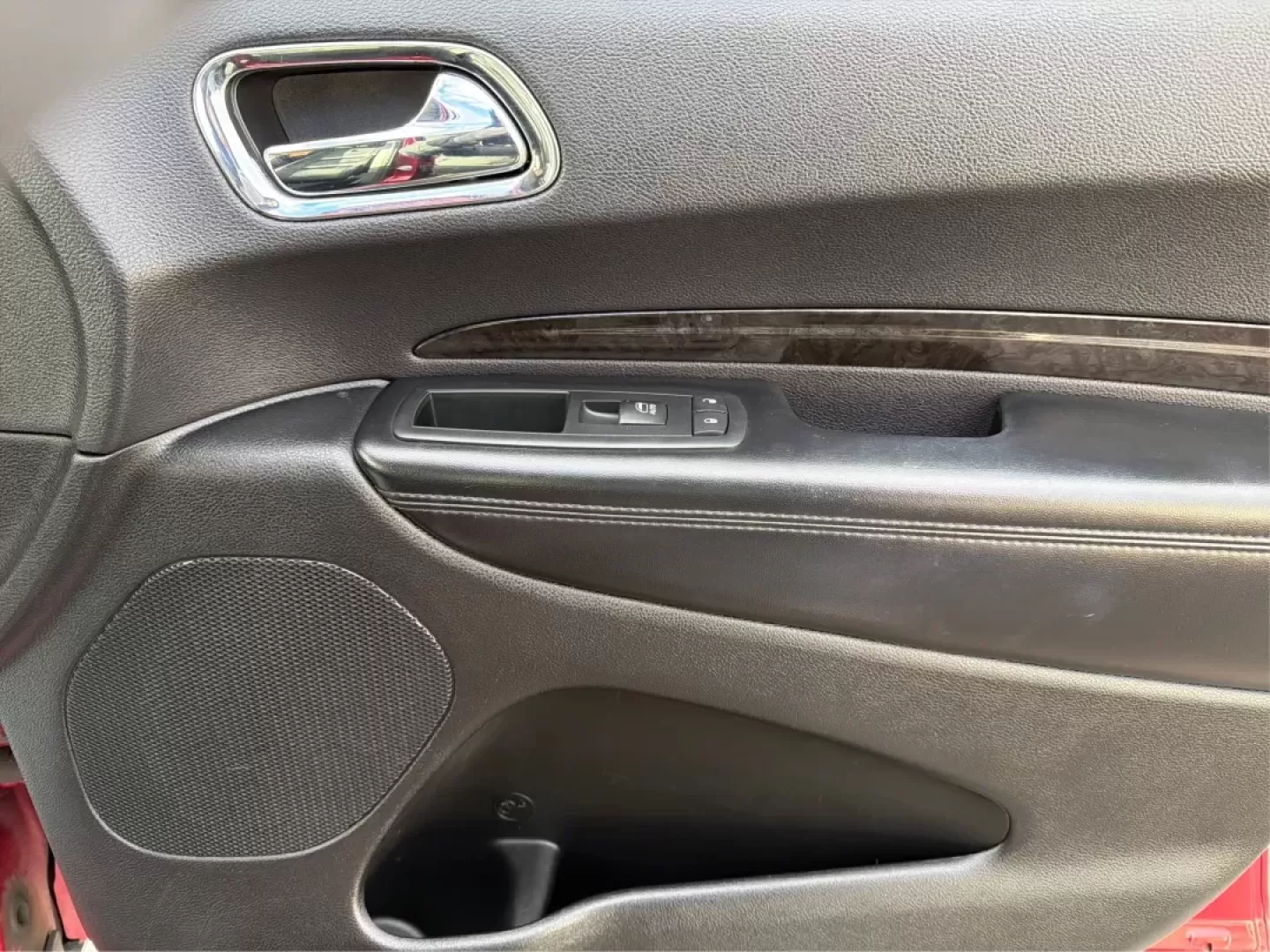 2013 Dodge Durango Crew (1C4RDJDG4DC) with an Other engine, located at 8750 N County Rd 25A, Piqua, OH, 45356, (937) 908-9800, 40.164391, -84.232513 - Are you ready to elevate your family adventures or tackle your daily commute with unparalleled ease? Look no further than this stunning 2013 Dodge Durango Crew, now available at Advantage Car and Credit in New Carlisle, OH. Perfect for growing families and those who love weekend getaways, this SUV n - Photo#20