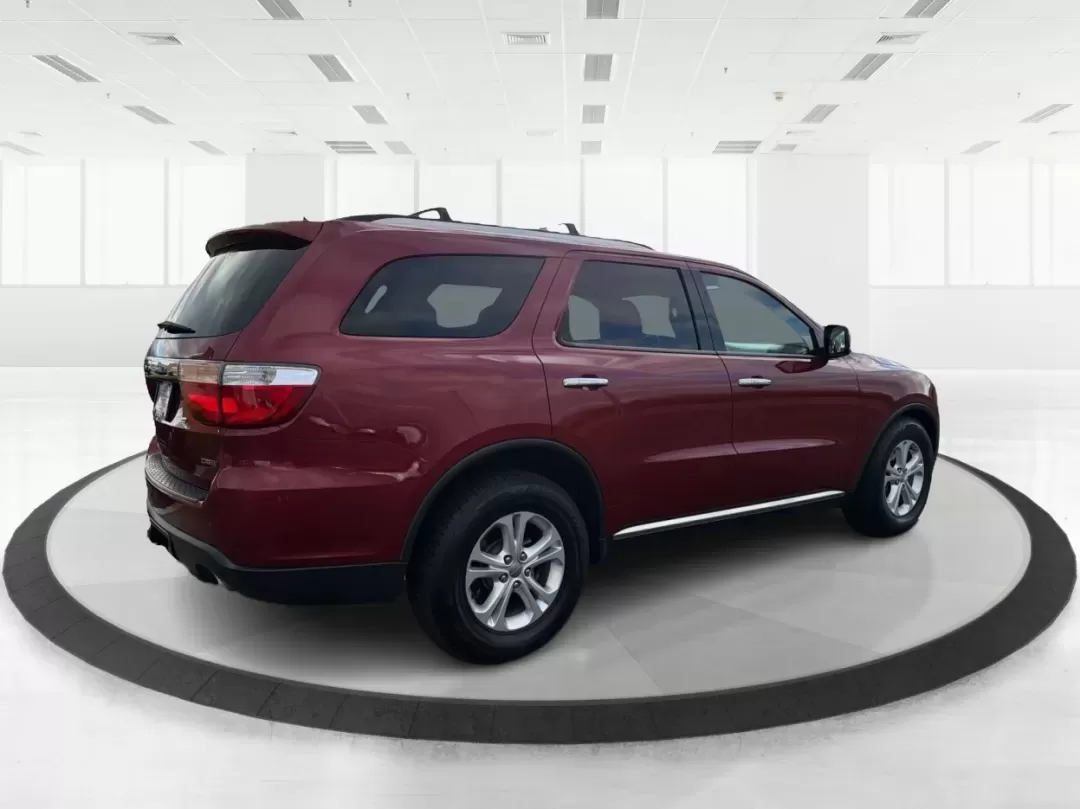 2013 Dodge Durango Crew (1C4RDJDG4DC) with an Other engine, located at 401 Woodman Dr, Riverside, OH, 45431, (937) 908-9800, 39.760899, -84.123421 - Are you ready to elevate your family adventures or tackle your daily commute with unparalleled ease? Look no further than this stunning 2013 Dodge Durango Crew, now available at Advantage Car and Credit in New Carlisle, OH. Perfect for growing families and those who love weekend getaways, this SUV n - Photo#2
