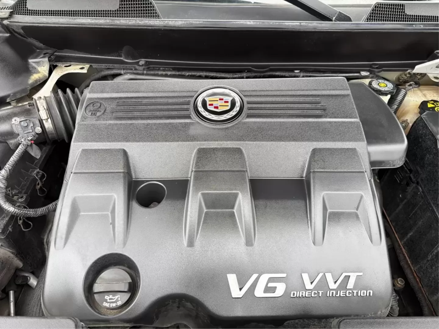 2012 Cadillac SRX Luxury Collection (3GYFNDE35CS) with an 3.6L V-6 gasoline direct injection engine, located at 401 Woodman Dr, Riverside, OH, 45431, (937) 908-9800, 39.760899, -84.123421 - Experience the perfect blend of luxury and practicality with this stunning 2012 Cadillac SRX Luxury Collection, available now at Advantage Car and Credit in Riverside, OH. Whether you're a growing family in need of space, a commuter looking for comfort, or someone who enjoys weekend adventures, this - Photo#11