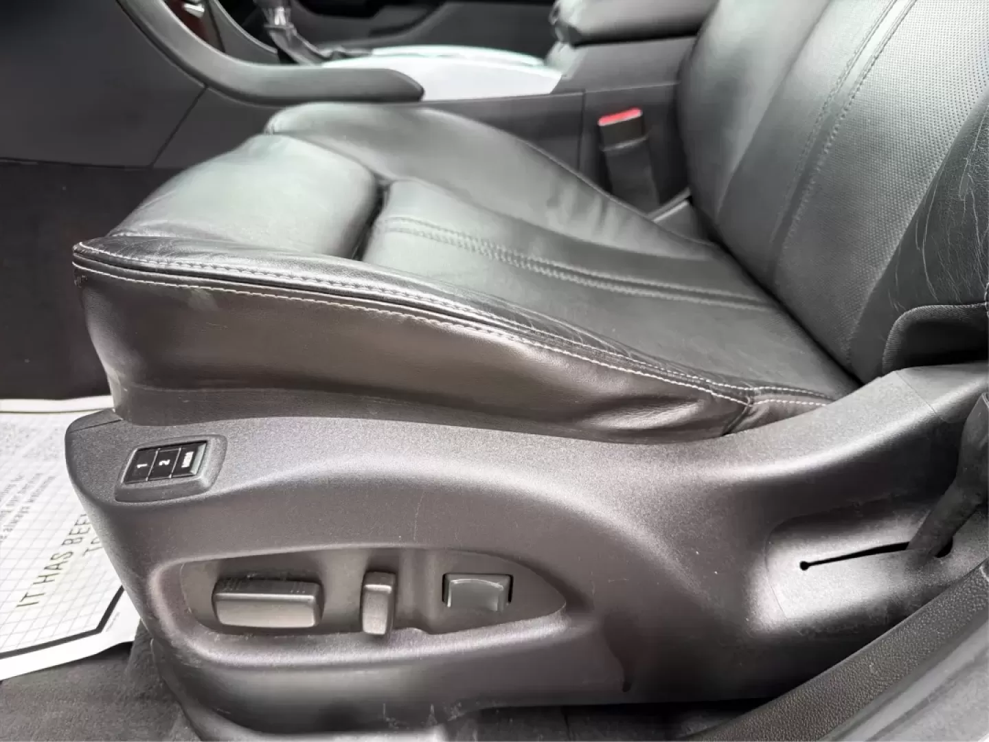 2012 Cadillac SRX Luxury Collection (3GYFNDE35CS) with an 3.6L V-6 gasoline direct injection engine, located at 401 Woodman Dr, Riverside, OH, 45431, (937) 908-9800, 39.760899, -84.123421 - Experience the perfect blend of luxury and practicality with this stunning 2012 Cadillac SRX Luxury Collection, available now at Advantage Car and Credit in Riverside, OH. Whether you're a growing family in need of space, a commuter looking for comfort, or someone who enjoys weekend adventures, this - Photo#18