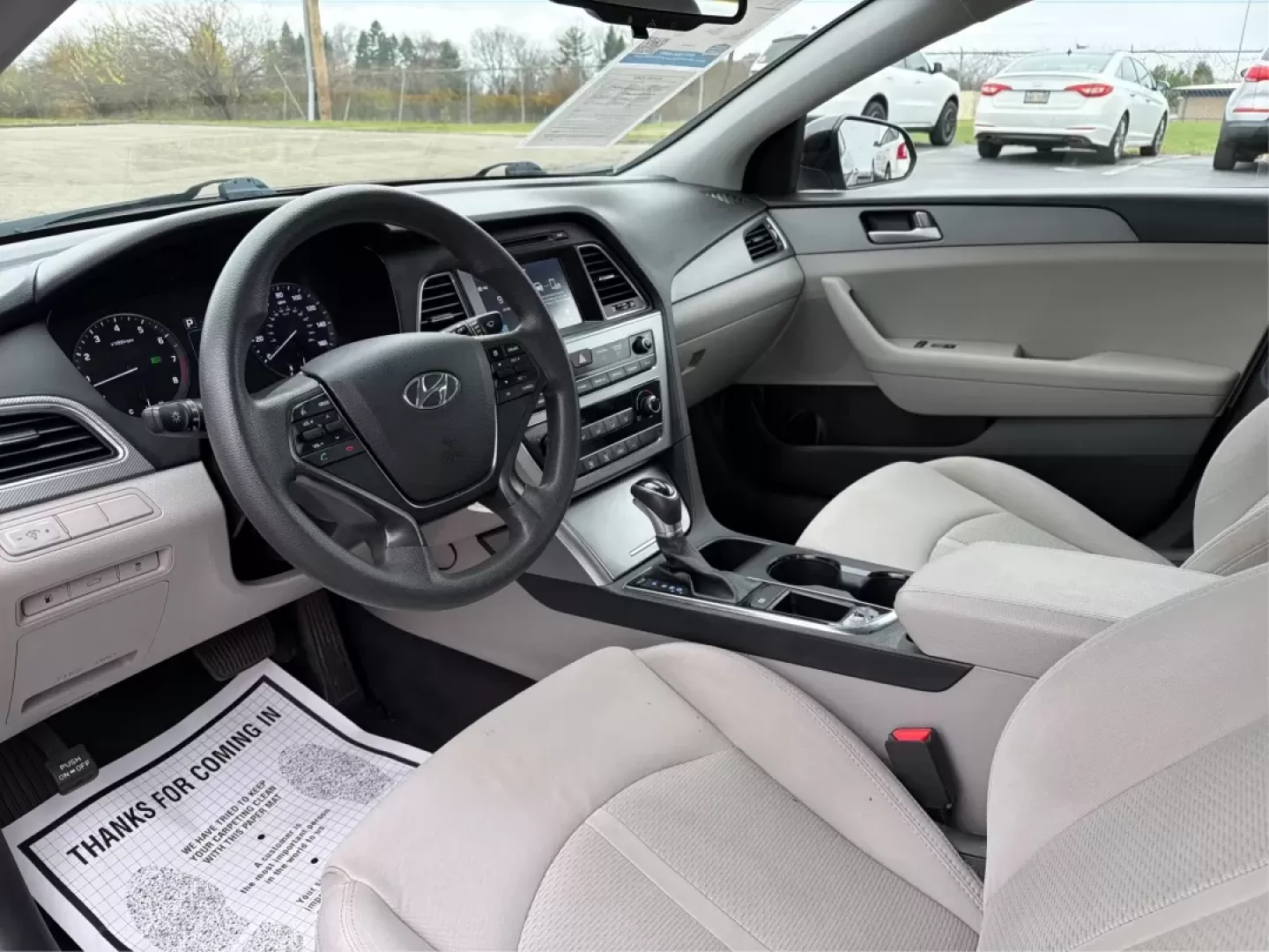 2017 Hyundai Sonata SE (5NPE24AF6HH) with an 2.4L I-4 gasoline direct injection engine, located at 8750 N County Rd 25A, Piqua, OH, 45356, (937) 908-9800, 40.164391, -84.232513 - Experience the open road like never before with the 2017 Hyundai Sonata SE, a perfect sedan for those who value style, comfort, and reliability. Whether you're commuting to work in Piqua, planning weekend getaways, or driving your family to soccer practice, this versatile vehicle is designed to meet - Photo#9