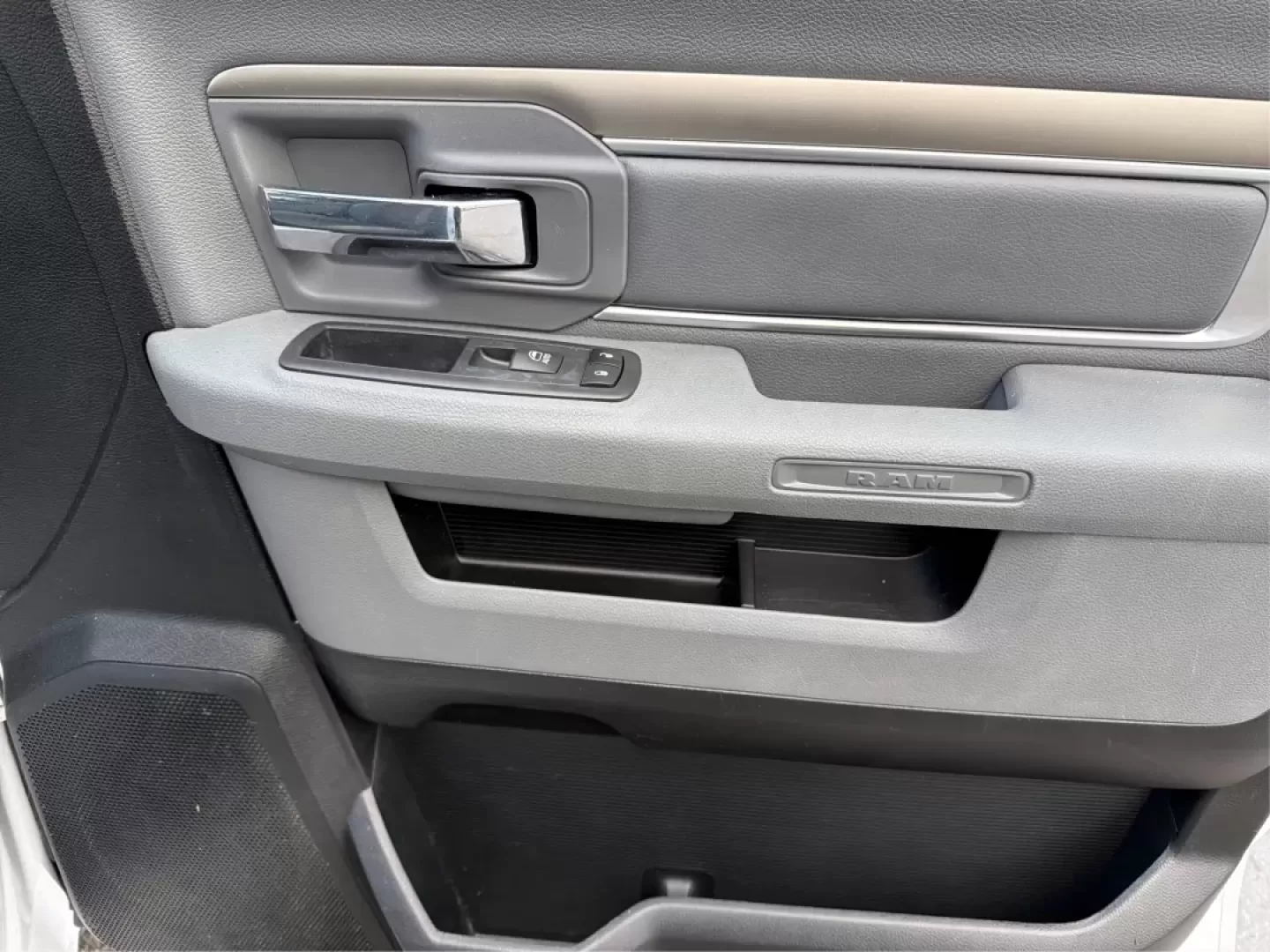 2017 Ram 1500 SLT (1C6RR7LT9HS) with an Other engine, located at 8750 N County Rd 25A, Piqua, OH, 45356, (937) 908-9800, 40.164391, -84.232513 - **Discover Your Next Adventure in the 2017 Ram 1500 SLT Crew Cab!**<br /> <br /> Are you ready to elevate your lifestyle with a rugged yet sophisticated vehicle? Look no further than this stunning 2017 Ram 1500 SLT Crew Cab, available now at Advantage Car and Credit in Piqua, OH. Whether you're a gr - Photo#19