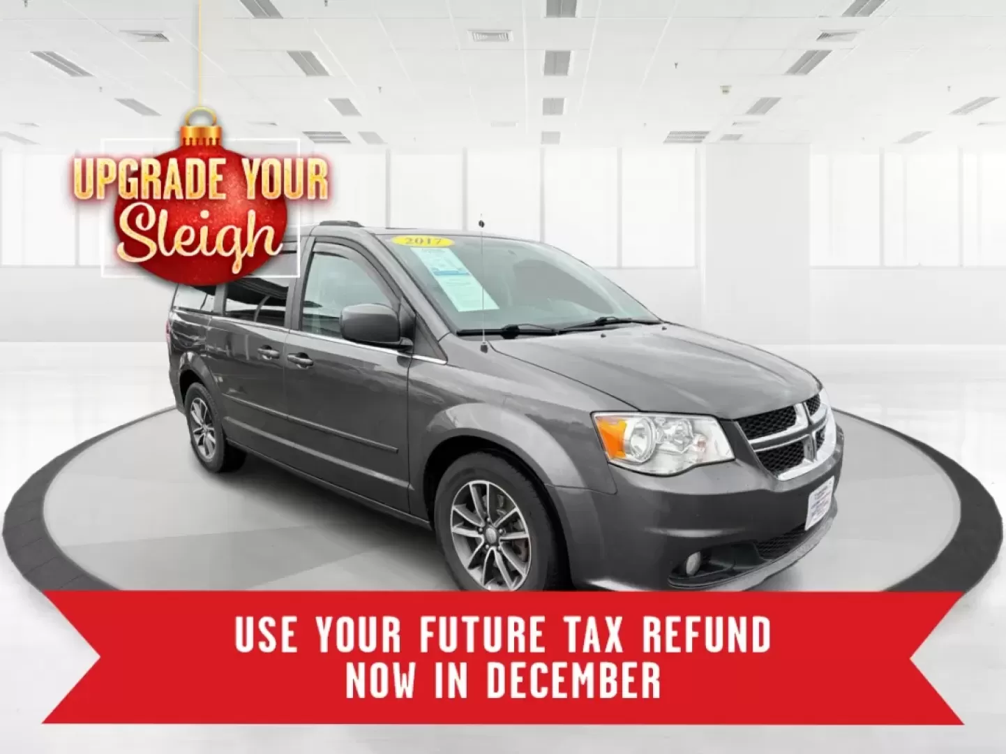 2017 Dodge Grand Caravan SXT (2C4RDGCG4HR) with an Pentastar 3.6L V-6 DOHC engine, located at 1951 S Dayton Lakeview Rd., New Carlisle, OH, 45344, (937) 908-9800, 39.890999, -84.050255 - **Drive Your Family Adventures with the 2017 Dodge Grand Caravan from Advantage Car and Credit - Piqua!**<br /> <br /> Are you ready to elevate your family outings, school runs, or weekend getaways? The 2017 Dodge Grand Caravan SXT is the perfect companion for your lifestyle. With ample space for pa - Photo#0