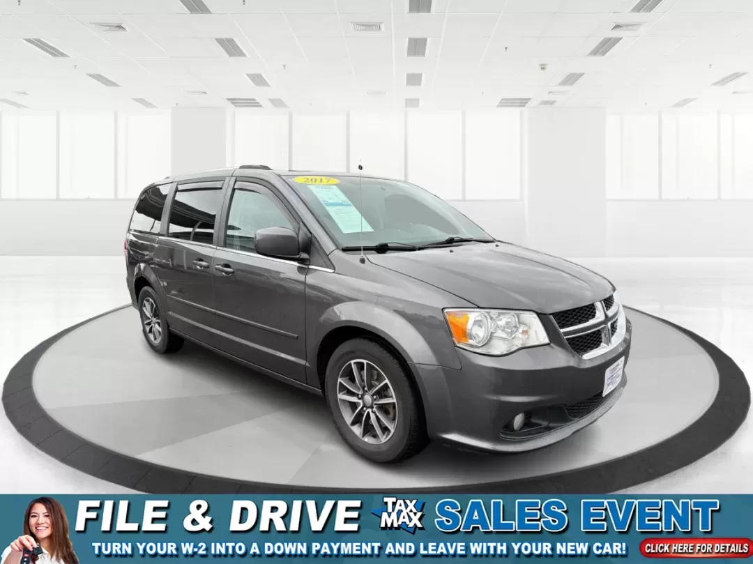 2017 Dodge Grand Caravan SXT (2C4RDGCG4HR) with an Pentastar 3.6L V-6 DOHC engine, located at 8750 N County Rd 25A, Piqua, OH, 45356, (937) 908-9800, 40.164391, -84.232513 - **Drive Your Family Adventures with the 2017 Dodge Grand Caravan from Advantage Car and Credit - Piqua!**<br /> <br /> Are you ready to elevate your family outings, school runs, or weekend getaways? The 2017 Dodge Grand Caravan SXT is the perfect companion for your lifestyle. With ample space for pa - Photo#0