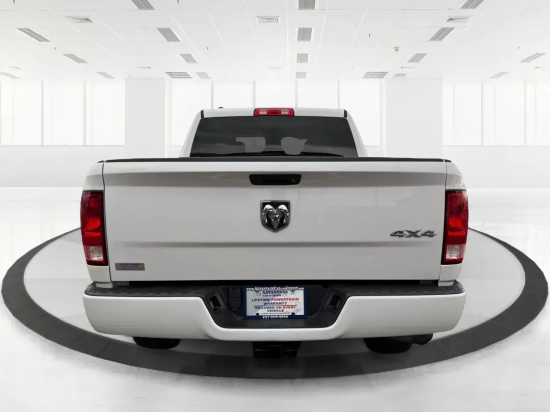 2018 Ram 1500 Express Crew Cab 4x4 5'7 Box (1C6RR7KG7JS) with an Other engine, located at 1230 East Main St, Xenia, OH, 45385, (937) 908-9800, 39.688026, -83.910172 - **Unleash Your Adventurous Side with the 2018 Ram 1500 Express Crew Cab 4x4!** <br /> <br /> If you're a weekend warrior or need a reliable truck for your daily commute, the 2018 Ram 1500 Express Crew Cab is ready to take on any challenge you throw its way. Perfect for outdoor enthusiasts and growin - Photo#3
