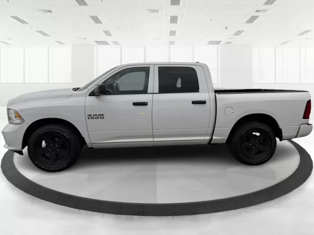 2018 Ram 1500 Express Crew Cab 4x4 5'7 Box (1C6RR7KG7JS) with an Other engine, located at 1230 East Main St, Xenia, OH, 45385, (937) 908-9800, 39.688026, -83.910172 - **Unleash Your Adventurous Side with the 2018 Ram 1500 Express Crew Cab 4x4!** <br /> <br /> If you're a weekend warrior or need a reliable truck for your daily commute, the 2018 Ram 1500 Express Crew Cab is ready to take on any challenge you throw its way. Perfect for outdoor enthusiasts and growin - Photo#5
