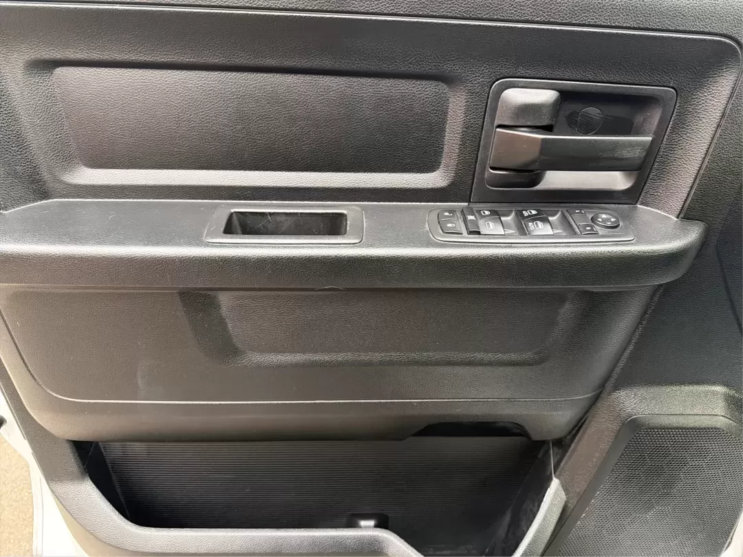 2018 Ram 1500 Express Crew Cab 4x4 5'7 Box (1C6RR7KG7JS) with an Other engine, located at 1230 East Main St, Xenia, OH, 45385, (937) 908-9800, 39.688026, -83.910172 - **Unleash Your Adventurous Side with the 2018 Ram 1500 Express Crew Cab 4x4!** <br /> <br /> If you're a weekend warrior or need a reliable truck for your daily commute, the 2018 Ram 1500 Express Crew Cab is ready to take on any challenge you throw its way. Perfect for outdoor enthusiasts and growin - Photo#17