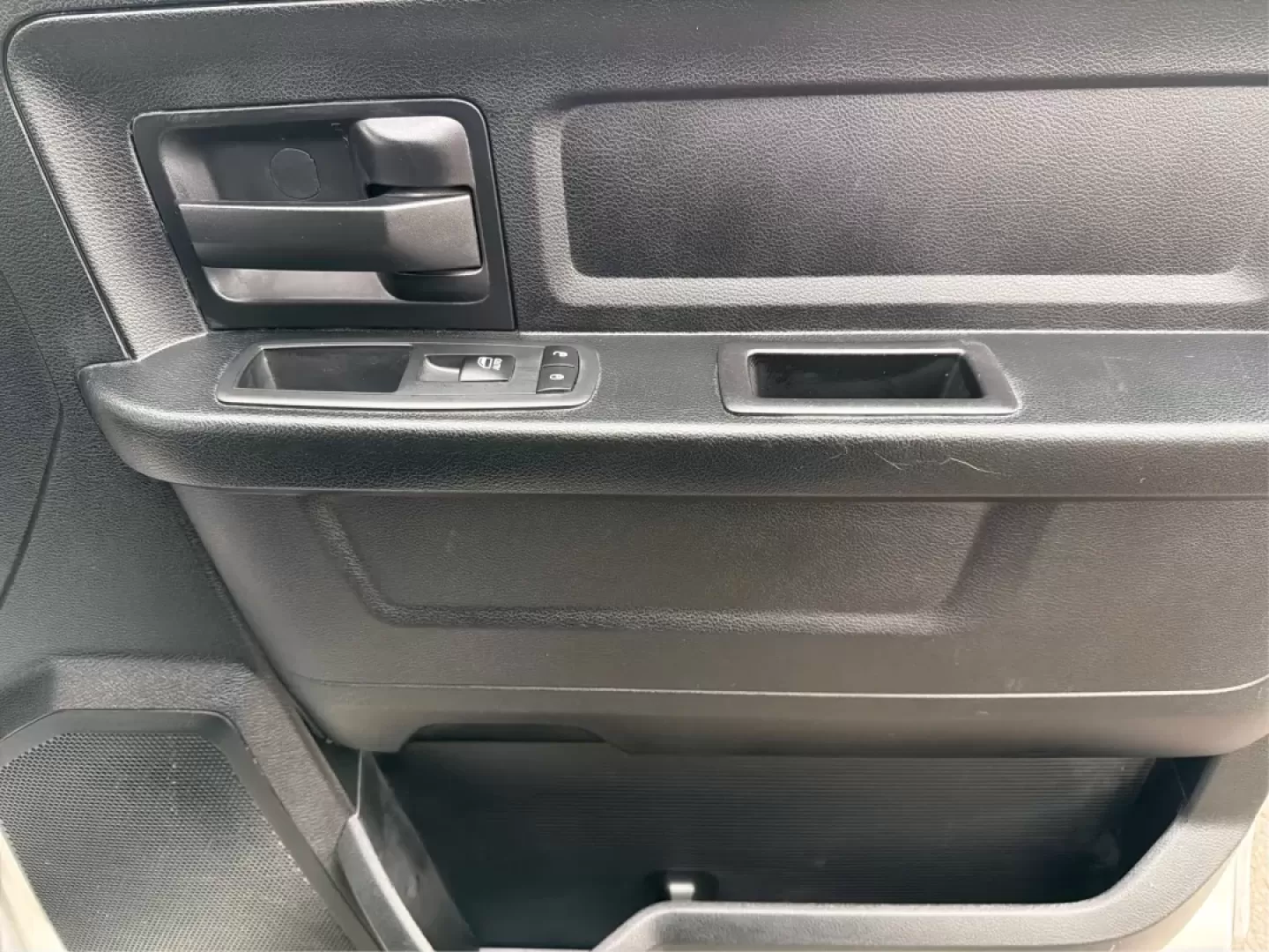 2018 Ram 1500 Express Crew Cab 4x4 5'7 Box (1C6RR7KG7JS) with an Other engine, located at 1230 East Main St, Xenia, OH, 45385, (937) 908-9800, 39.688026, -83.910172 - **Unleash Your Adventurous Side with the 2018 Ram 1500 Express Crew Cab 4x4!** <br /> <br /> If you're a weekend warrior or need a reliable truck for your daily commute, the 2018 Ram 1500 Express Crew Cab is ready to take on any challenge you throw its way. Perfect for outdoor enthusiasts and growin - Photo#18