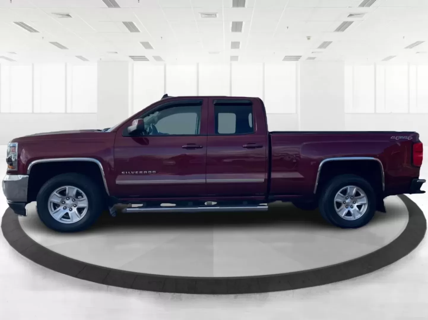 2016 Chevrolet Silverado 1500 1LT (1GCVKREC4GZ) with an EcoTec3 4.3L V-6 gasoline direct injection engine, located at 1951 S Dayton Lakeview Rd., New Carlisle, OH, 45344, (937) 908-9800, 39.890999, -84.050255 - Are you ready to elevate your adventures and tackle any terrain? The 2016 Chevrolet Silverado 1500 is the perfect companion for those who crave both utility and comfort. Whether you're a growing family needing to haul kids and gear, or an outdoor enthusiast looking to conquer weekend getaways, this - Photo#5