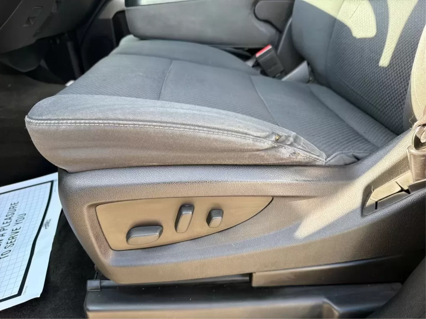 2016 Chevrolet Silverado 1500 1LT (1GCUKREC8GF) with an EcoTec3 5.3L V-8 gasoline direct injection engine, located at 4508 South Dixie Dr, Moraine, OH, 45439, (937) 908-9800, 39.689976, -84.218452 - **Discover the Ultimate Adventure with the 2016 Chevrolet Silverado 1500 at Advantage Car and Credit - Vandalia!**<br /> <br /> Are you ready to elevate your driving experience and tackle the open road with confidence? Look no further than our stunning 2016 Chevrolet Silverado 1500, available now at - Photo#17