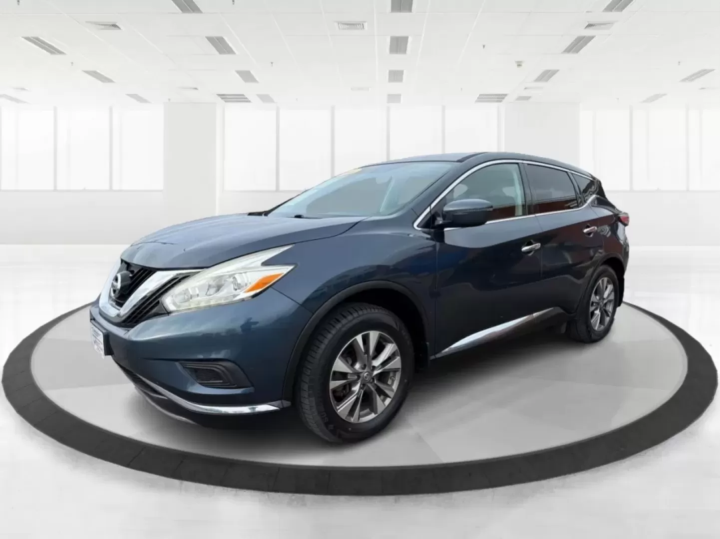 2016 Nissan Murano S (5N1AZ2MH1GN) with an 3.5L V-6 DOHC engine, located at 1951 S Dayton Lakeview Rd., New Carlisle, OH, 45344, (937) 908-9800, 39.890999, -84.050255 - **Elevate Your Daily Drive with the 2016 Nissan Murano S Perfect for Families and Adventurers Alike!**<br /> <br /> Are you in search of a vehicle that seamlessly blends style, comfort, and performance? Look no further than this stunning **2016 Nissan Murano S**, available now at **Advantage Car an - Photo#8