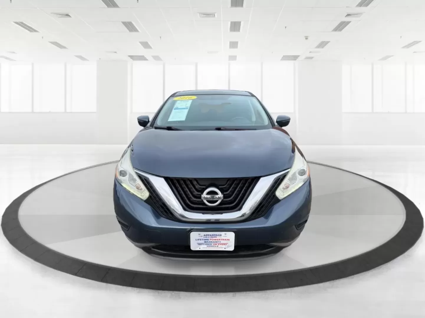 2016 Nissan Murano S (5N1AZ2MH1GN) with an 3.5L V-6 DOHC engine, located at 880 E. National Road, Vandalia, OH, 45377, (937) 908-9800, 39.891918, -84.183594 - **Elevate Your Daily Drive with the 2016 Nissan Murano S Perfect for Families and Adventurers Alike!**<br /> <br /> Are you in search of a vehicle that seamlessly blends style, comfort, and performance? Look no further than this stunning **2016 Nissan Murano S**, available now at **Advantage Car an - Photo#7