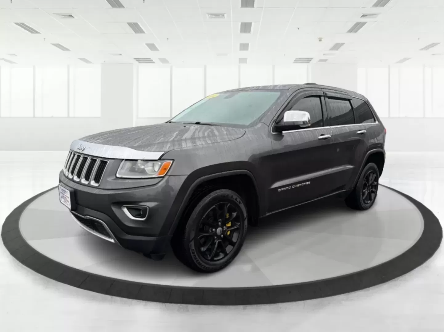 2014 Jeep Grand Cherokee Limited (1C4RJFBG9EC) with an Other engine, located at 880 E. National Road, Vandalia, OH, 45377, (937) 908-9800, 39.891918, -84.183594 - **Adventure Awaits: Drive Home a 2014 Jeep Grand Cherokee Limited Today!**<br /> <br /> Are you ready to elevate your driving experience? Picture yourself and your loved ones embarking on weekend getaways or daily commutes in the rugged yet refined 2014 Jeep Grand Cherokee Limited. This SUV isn't ju - Photo#8