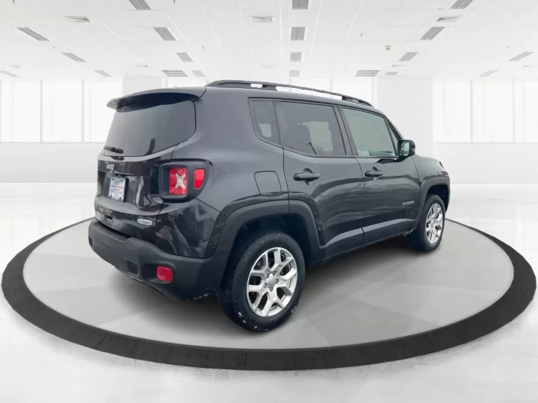 2018 Jeep Renegade Latitude 4x4 (ZACCJBBB5JP) with an Other engine, located at 1951 S Dayton Lakeview Rd., New Carlisle, OH, 45344, (937) 908-9800, 39.890999, -84.050255 - **Explore New Adventures with the 2018 Jeep Renegade Latitude 4x4!**<br /> <br /> Are you ready to elevate your adventures with a vehicle that perfectly balances style, comfort, and capability? Look no further than this striking 2018 Jeep Renegade Latitude 4x4, available now at Advantage Car and Cre - Photo#2