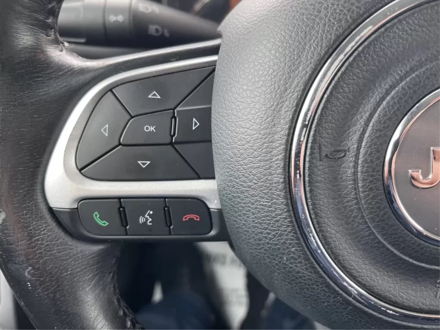 2018 Jeep Renegade Latitude 4x4 (ZACCJBBB5JP) with an Other engine, located at 1951 S Dayton Lakeview Rd., New Carlisle, OH, 45344, (937) 908-9800, 39.890999, -84.050255 - **Explore New Adventures with the 2018 Jeep Renegade Latitude 4x4!**<br /> <br /> Are you ready to elevate your adventures with a vehicle that perfectly balances style, comfort, and capability? Look no further than this striking 2018 Jeep Renegade Latitude 4x4, available now at Advantage Car and Cre - Photo#15