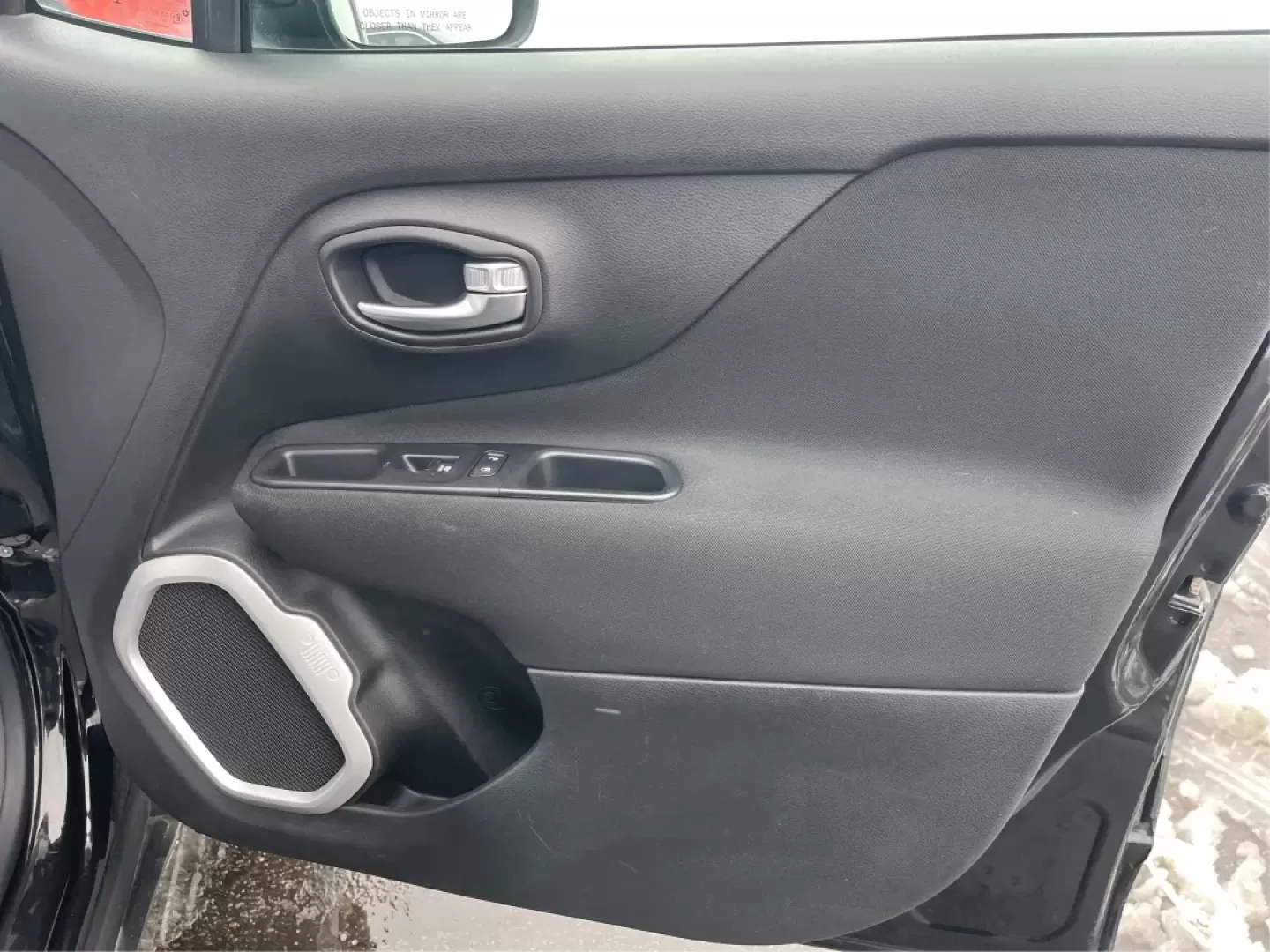 2018 Jeep Renegade Latitude 4x4 (ZACCJBBB5JP) with an Other engine, located at 1951 S Dayton Lakeview Rd., New Carlisle, OH, 45344, (937) 908-9800, 39.890999, -84.050255 - **Explore New Adventures with the 2018 Jeep Renegade Latitude 4x4!**<br /> <br /> Are you ready to elevate your adventures with a vehicle that perfectly balances style, comfort, and capability? Look no further than this striking 2018 Jeep Renegade Latitude 4x4, available now at Advantage Car and Cre - Photo#19