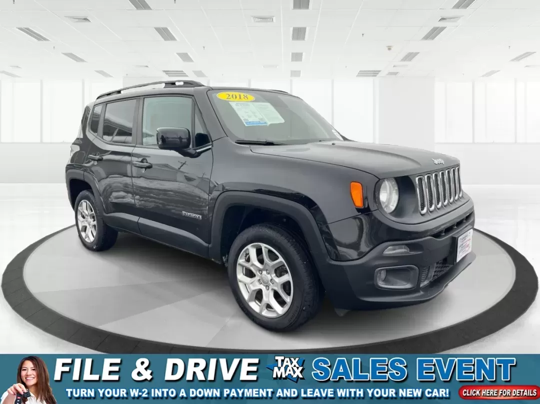 2018 Jeep Renegade Latitude 4x4 (ZACCJBBB5JP) with an 2.4L L4 DOHC 16V engine, 6M transmission, located at 1951 S Dayton Lakeview Rd., New Carlisle, OH, 45344, (937) 908-9800, 39.890999, -84.050255 - **Explore New Adventures with the 2018 Jeep Renegade Latitude 4x4!**<br /> <br /> Are you ready to elevate your adventures with a vehicle that perfectly balances style, comfort, and capability? Look no further than this striking 2018 Jeep Renegade Latitude 4x4, available now at Advantage Car and Cre - Photo#0
