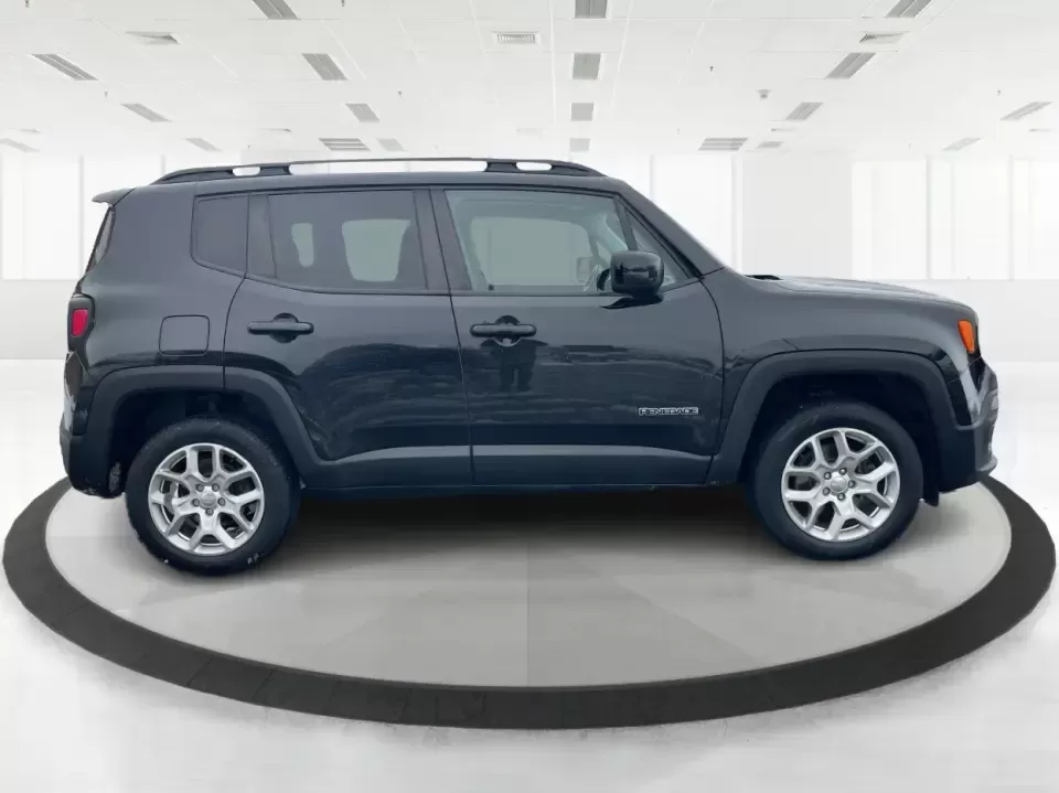 2018 Jeep Renegade Latitude 4x4 (ZACCJBBB5JP) with an 2.4L L4 DOHC 16V engine, 6M transmission, located at 8750 N County Rd 25A, Piqua, OH, 45356, (937) 908-9800, 40.164391, -84.232513 - **Explore New Adventures with the 2018 Jeep Renegade Latitude 4x4!**<br /> <br /> Are you ready to elevate your adventures with a vehicle that perfectly balances style, comfort, and capability? Look no further than this striking 2018 Jeep Renegade Latitude 4x4, available now at Advantage Car and Cre - Photo#1