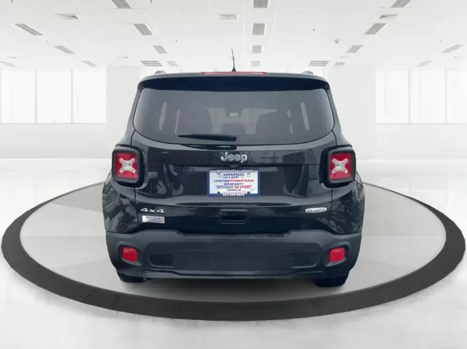 2018 Jeep Renegade Latitude 4x4 (ZACCJBBB5JP) with an 2.4L L4 DOHC 16V engine, 6M transmission, located at 8750 N County Rd 25A, Piqua, OH, 45356, (937) 908-9800, 40.164391, -84.232513 - **Explore New Adventures with the 2018 Jeep Renegade Latitude 4x4!**<br /> <br /> Are you ready to elevate your adventures with a vehicle that perfectly balances style, comfort, and capability? Look no further than this striking 2018 Jeep Renegade Latitude 4x4, available now at Advantage Car and Cre - Photo#3