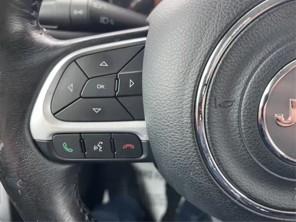 2018 Jeep Renegade Latitude 4x4 (ZACCJBBB5JP) with an 2.4L L4 DOHC 16V engine, 6M transmission, located at 8750 N County Rd 25A, Piqua, OH, 45356, (937) 908-9800, 40.164391, -84.232513 - **Explore New Adventures with the 2018 Jeep Renegade Latitude 4x4!**<br /> <br /> Are you ready to elevate your adventures with a vehicle that perfectly balances style, comfort, and capability? Look no further than this striking 2018 Jeep Renegade Latitude 4x4, available now at Advantage Car and Cre - Photo#15